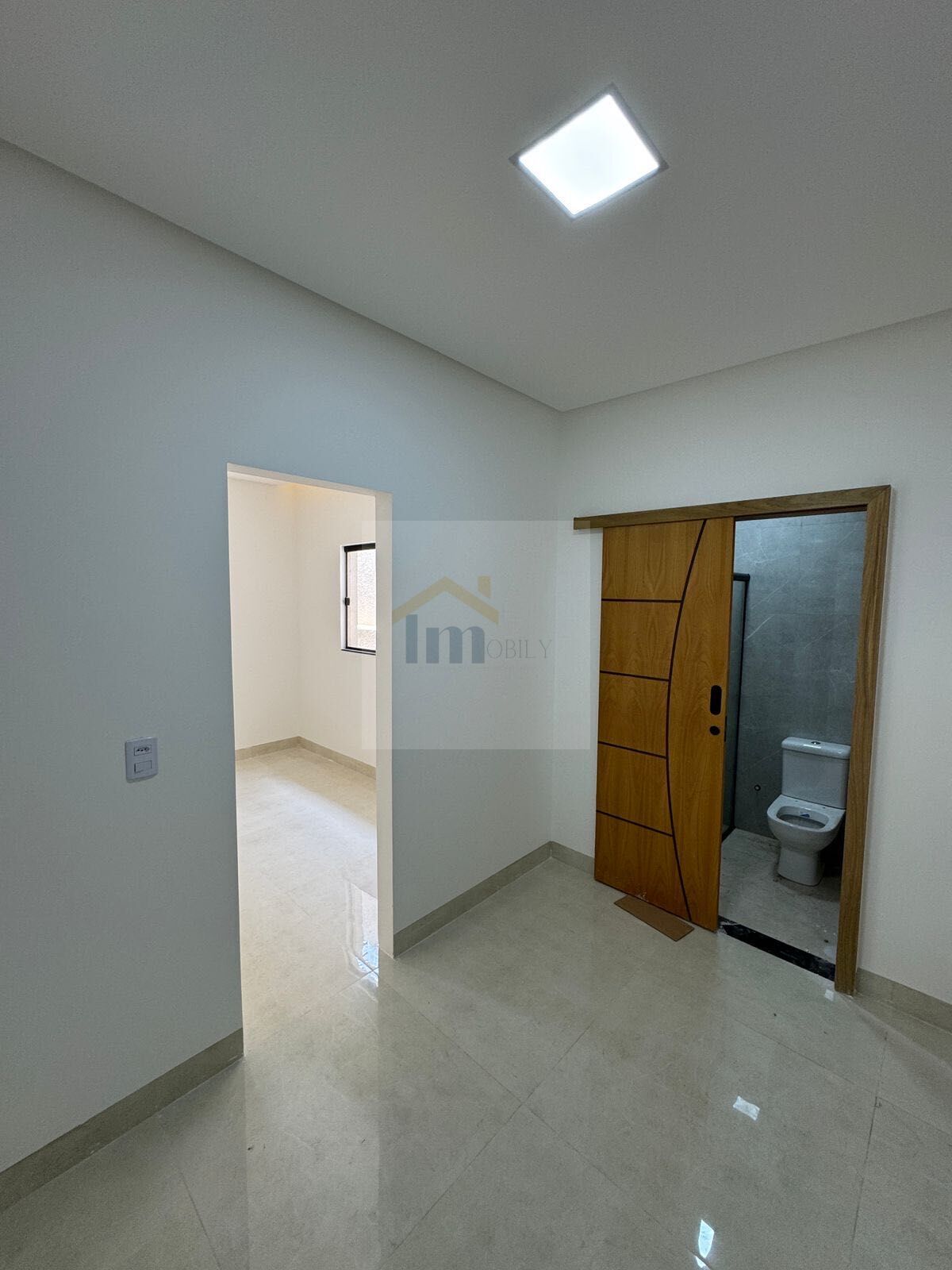 Casa à venda com 3 quartos, 118m² - Foto 2