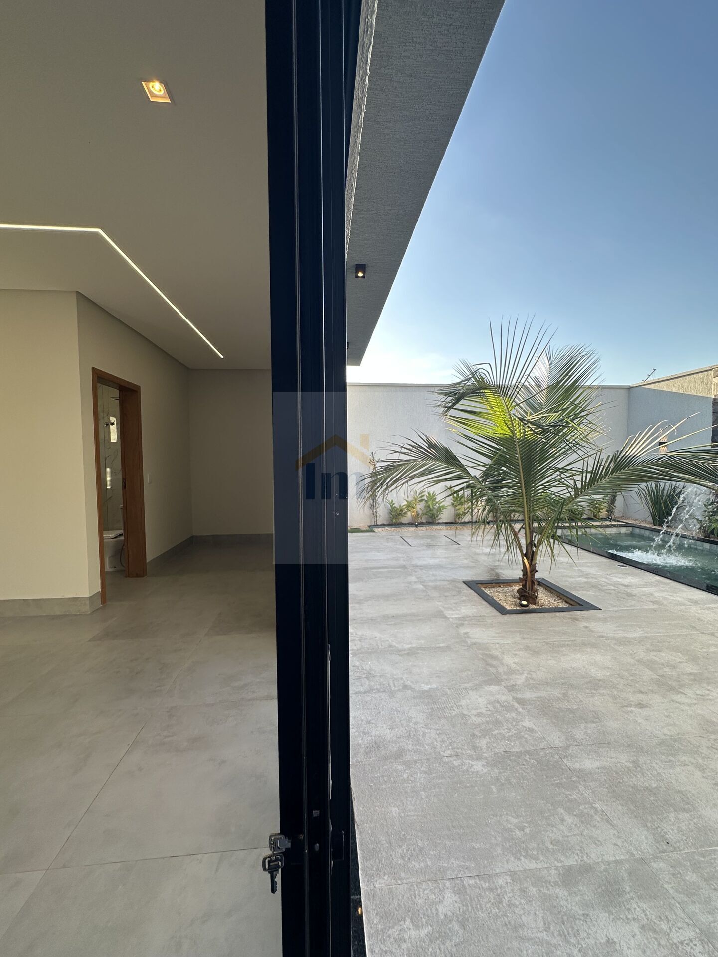 Casa à venda com 4 quartos, 219m² - Foto 6