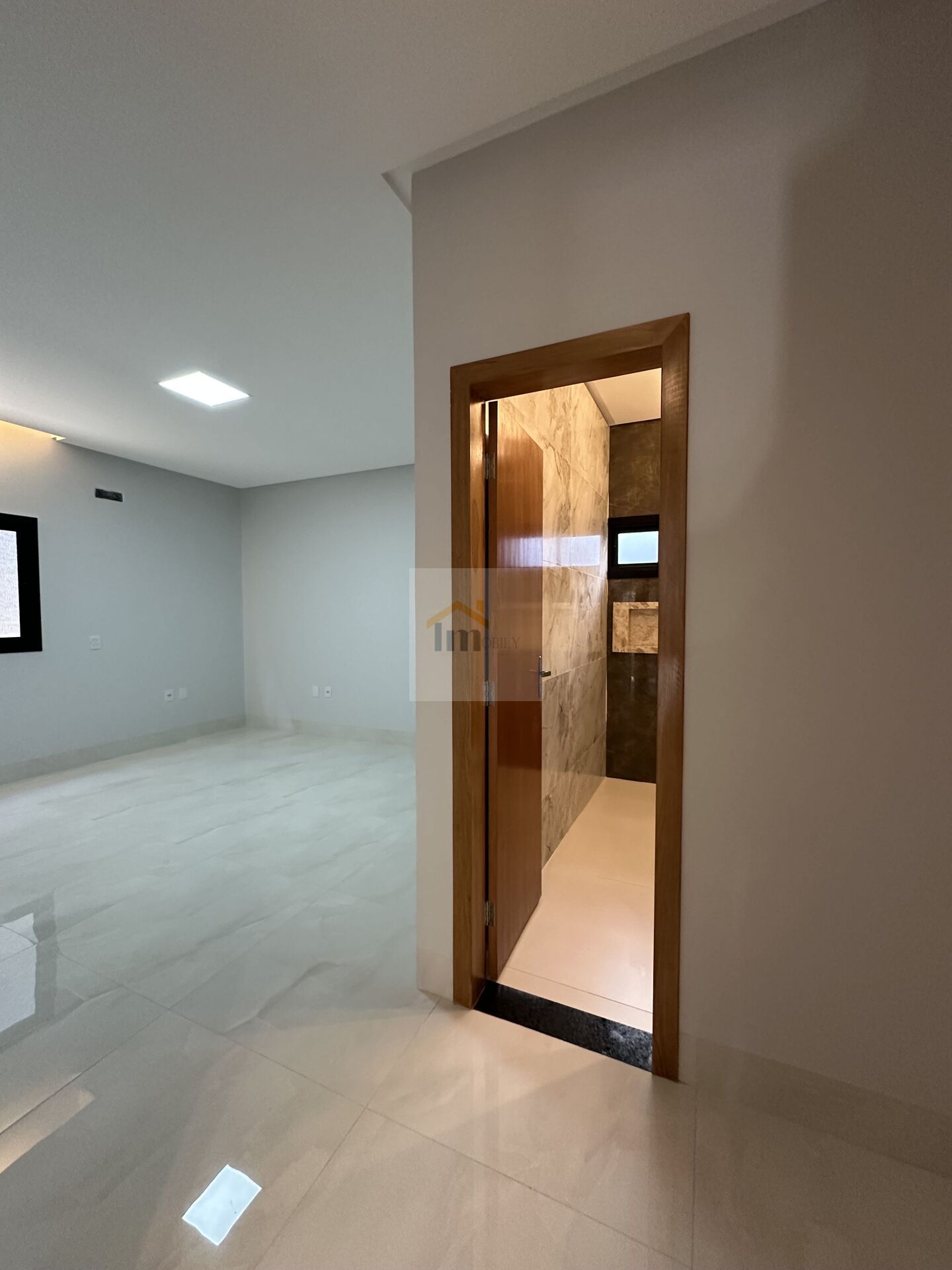 Casa à venda com 3 quartos, 174m² - Foto 8