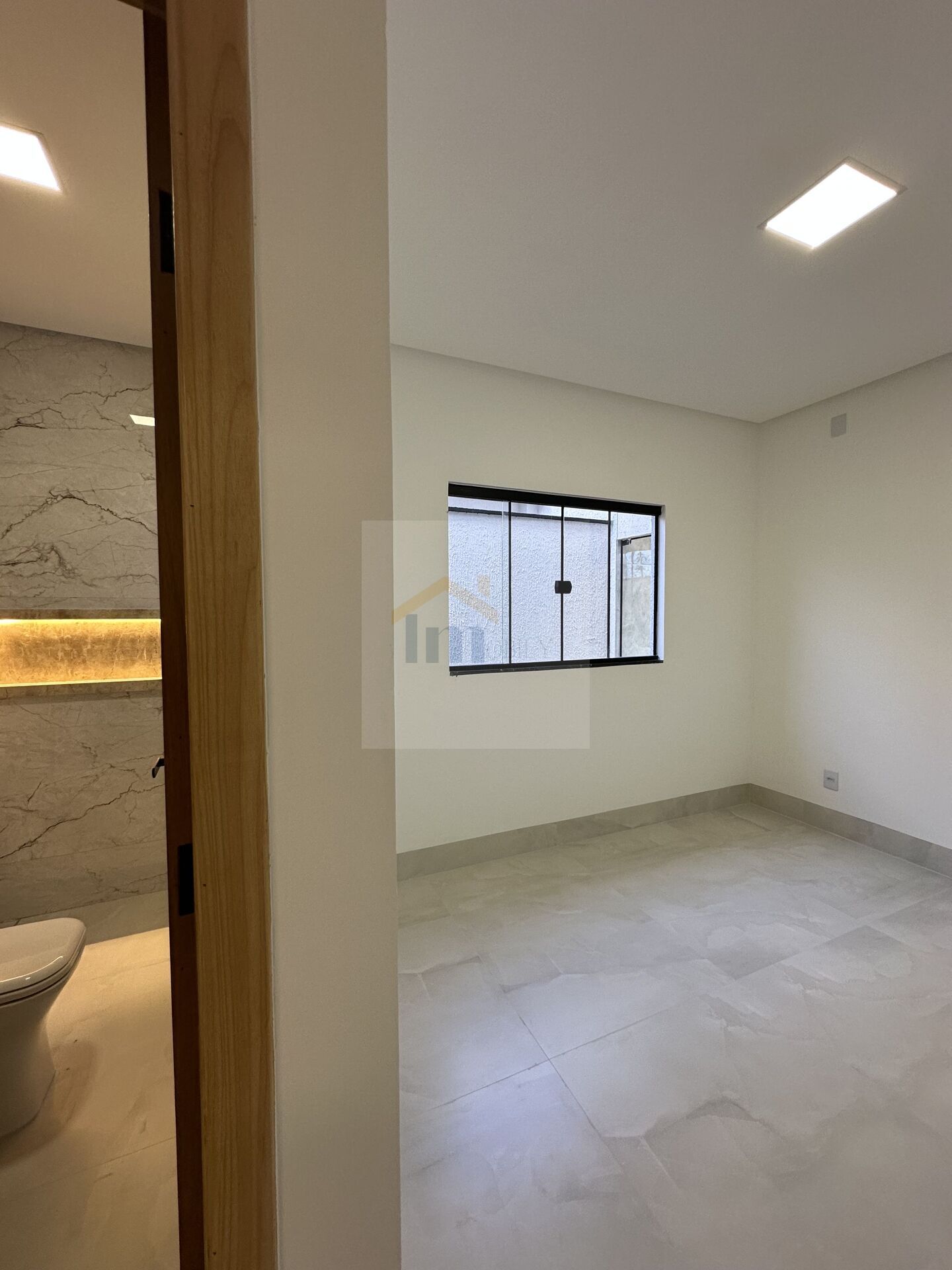 Casa à venda com 3 quartos, 150m² - Foto 12