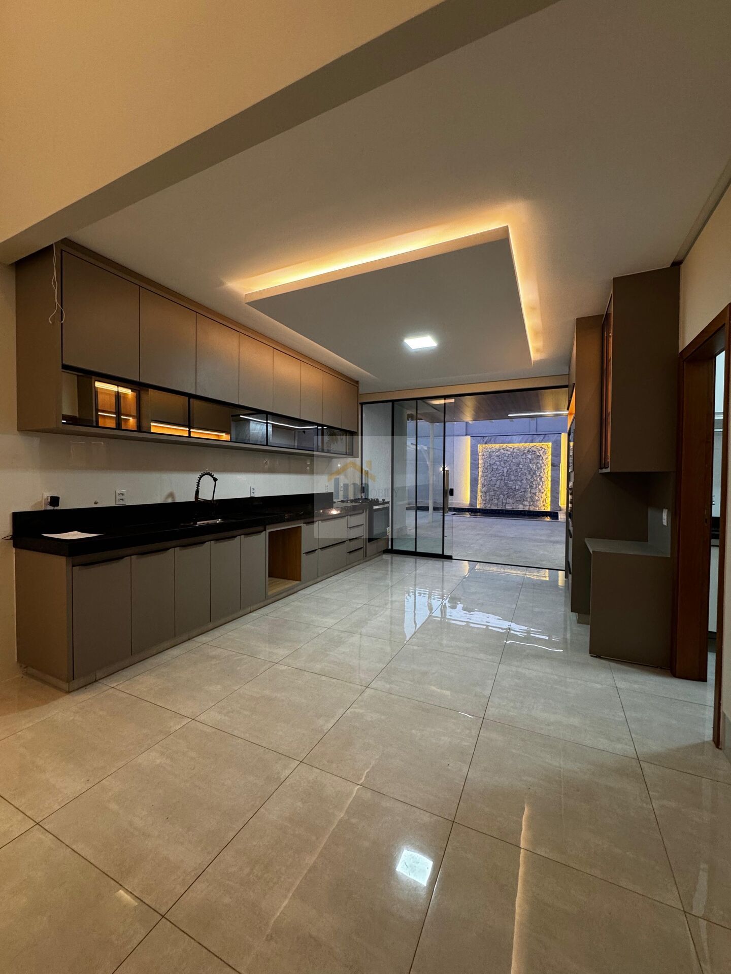 Casa, 3 quartos, 202 m² - Foto 3