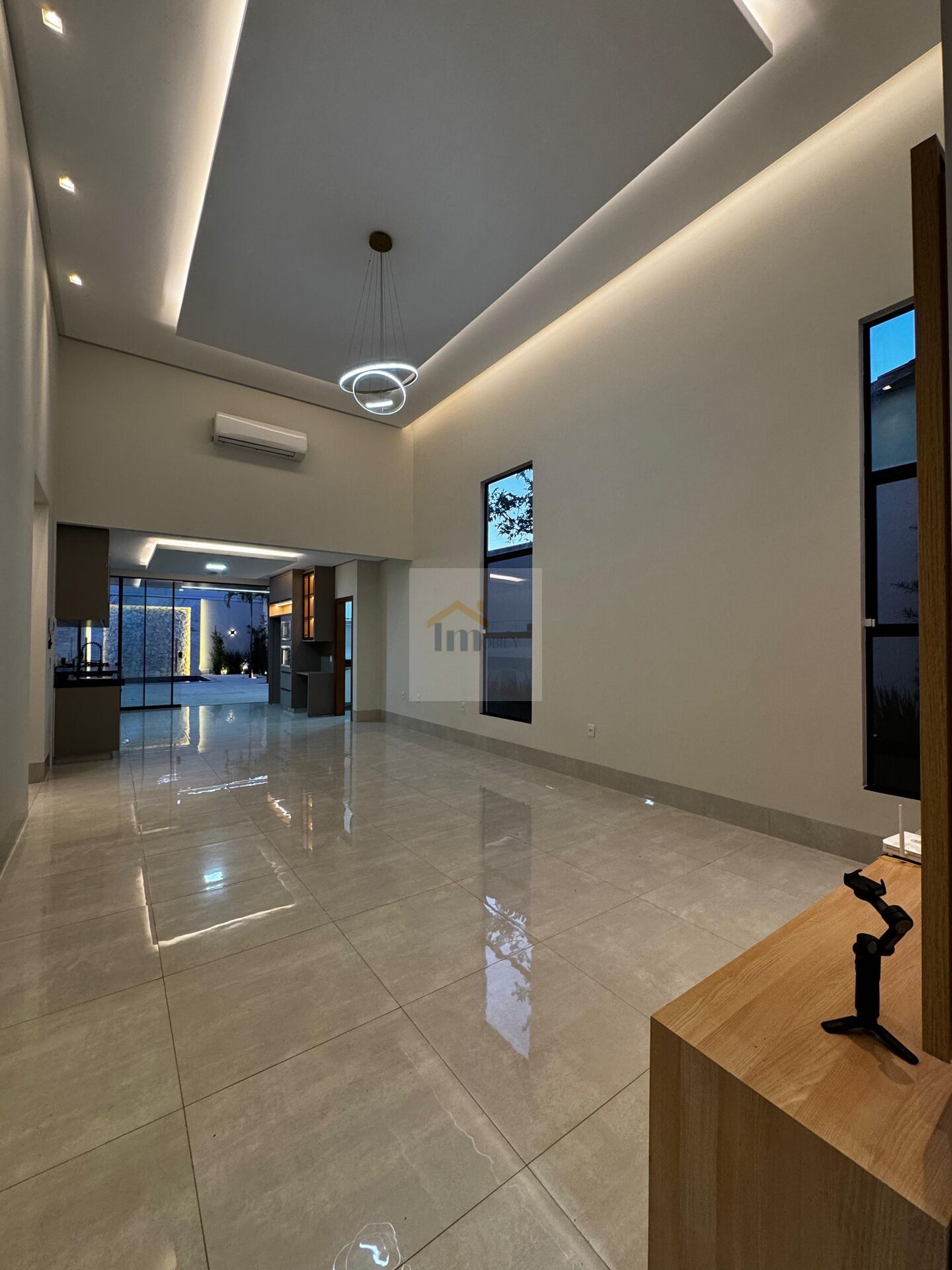 Casa, 3 quartos, 202 m² - Foto 4
