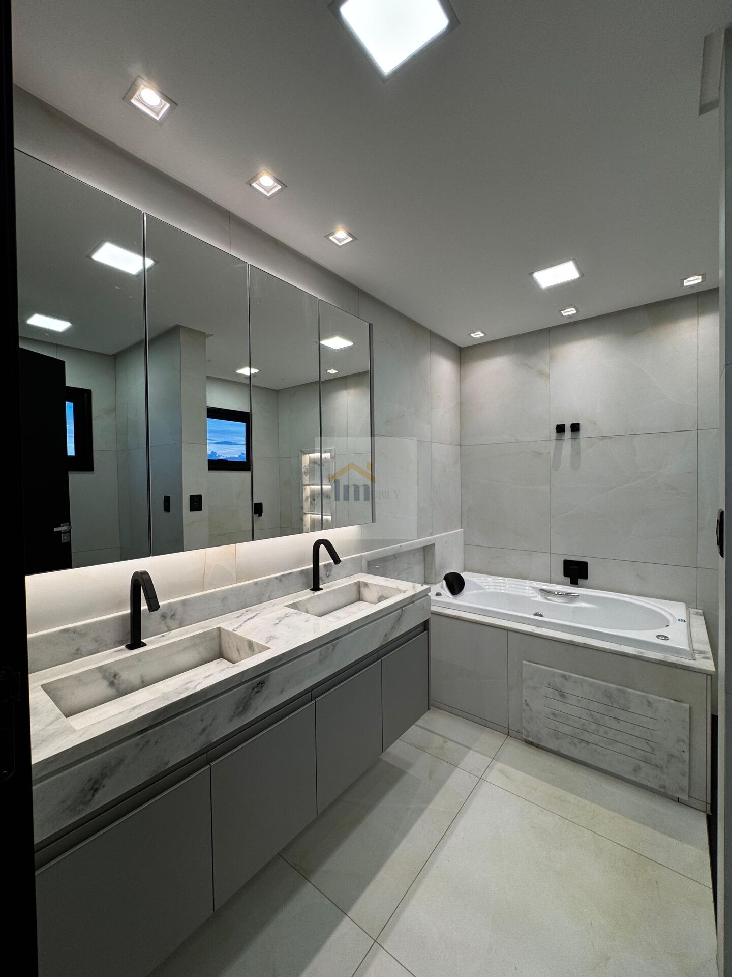 Casa, 4 quartos, 218 m² - Foto 17