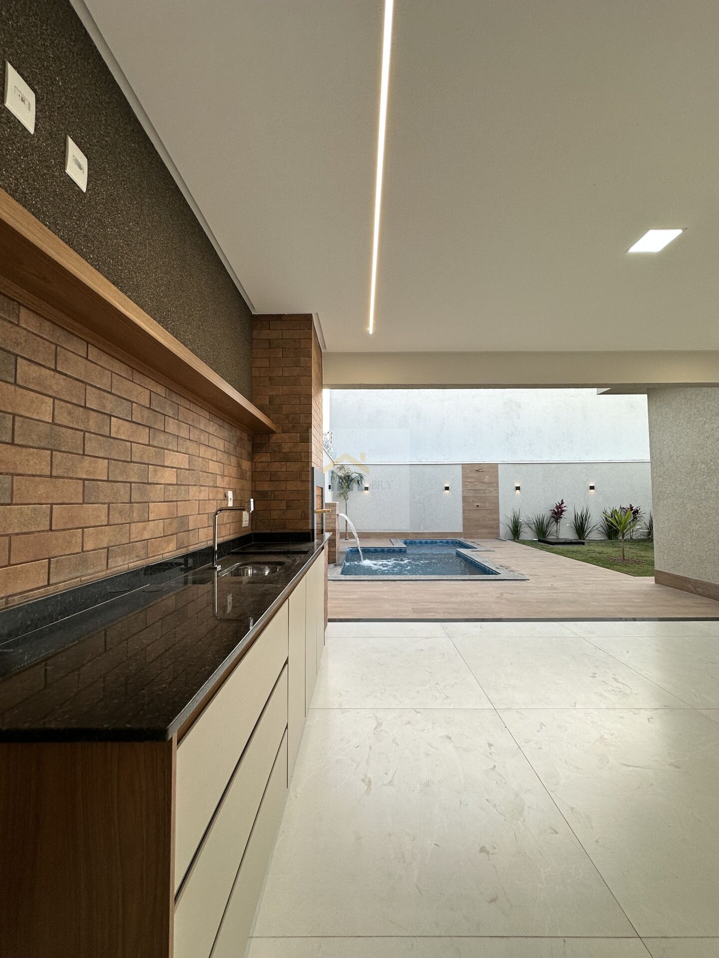 Casa à venda com 3 quartos, 191m² - Foto 9