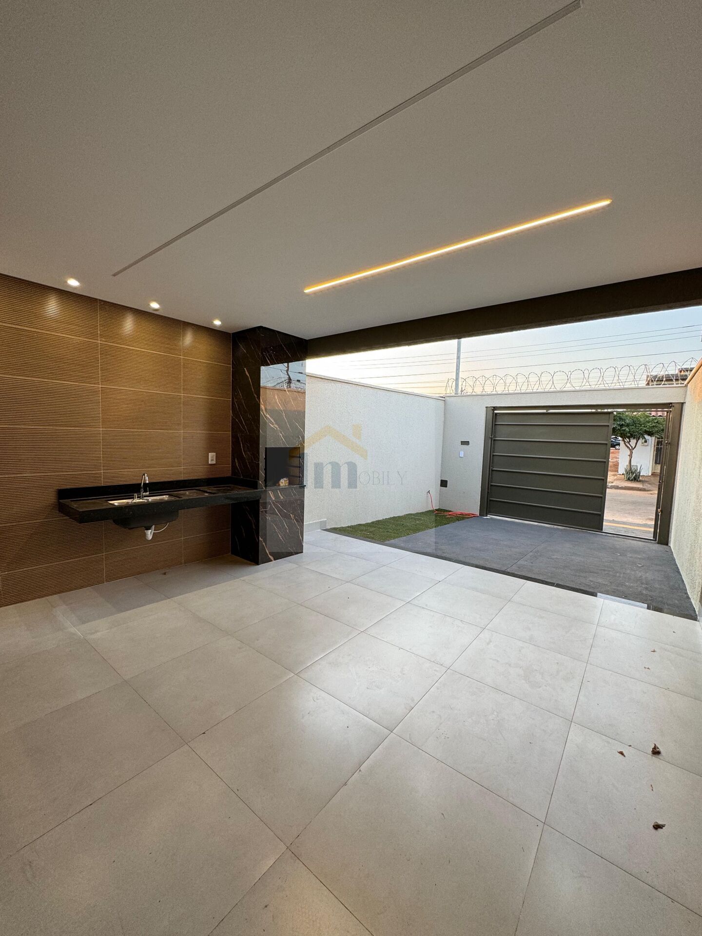 Casa à venda com 3 quartos, 96m² - Foto 11