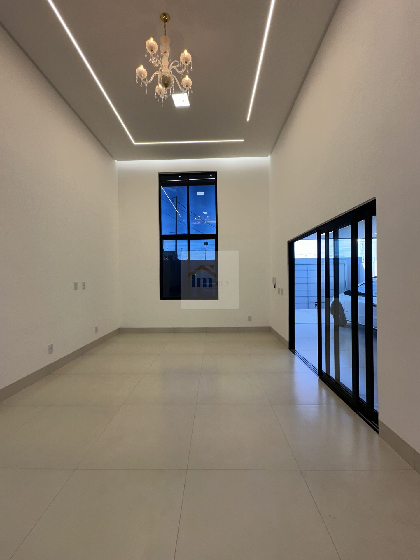 Casa à venda com 3 quartos, 360m² - Foto 4