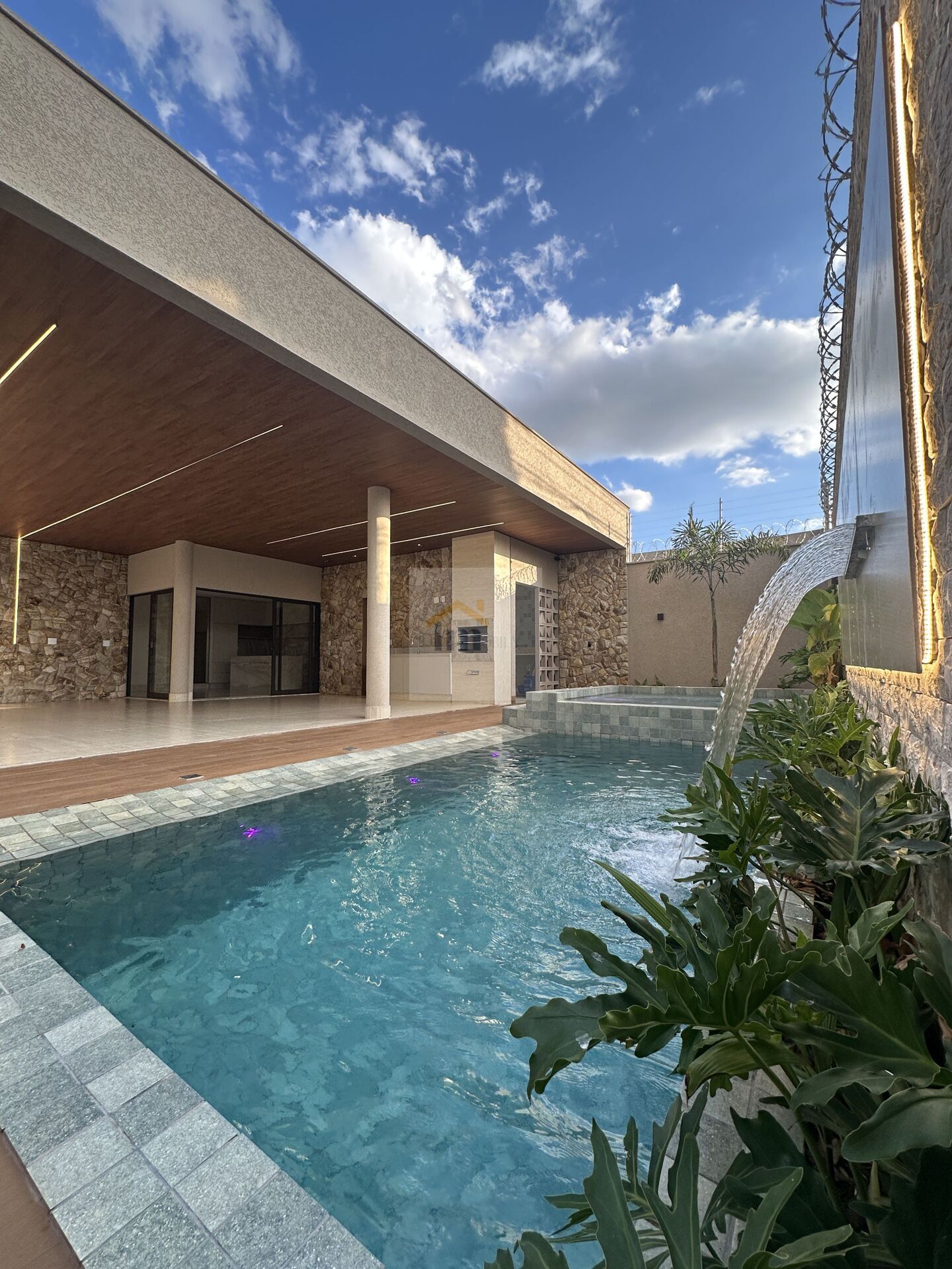 Casa, 4 quartos, 242 m² - Foto 19