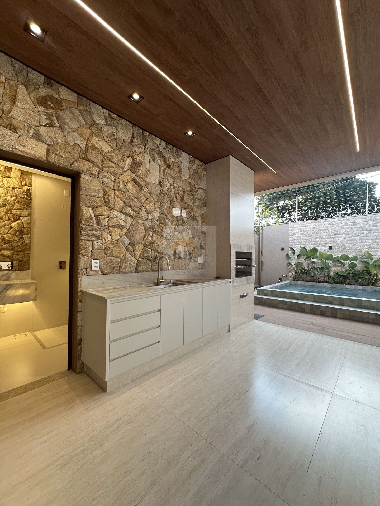 Casa, 4 quartos, 242 m² - Foto 17