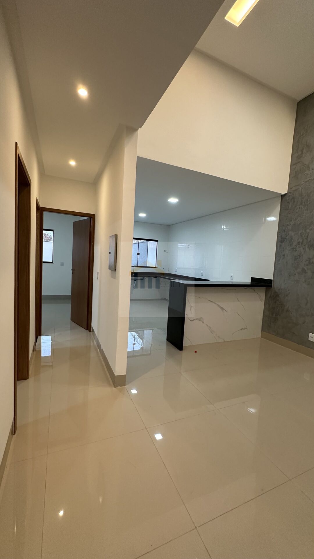 Casa à venda com 3 quartos, 117m² - Foto 4