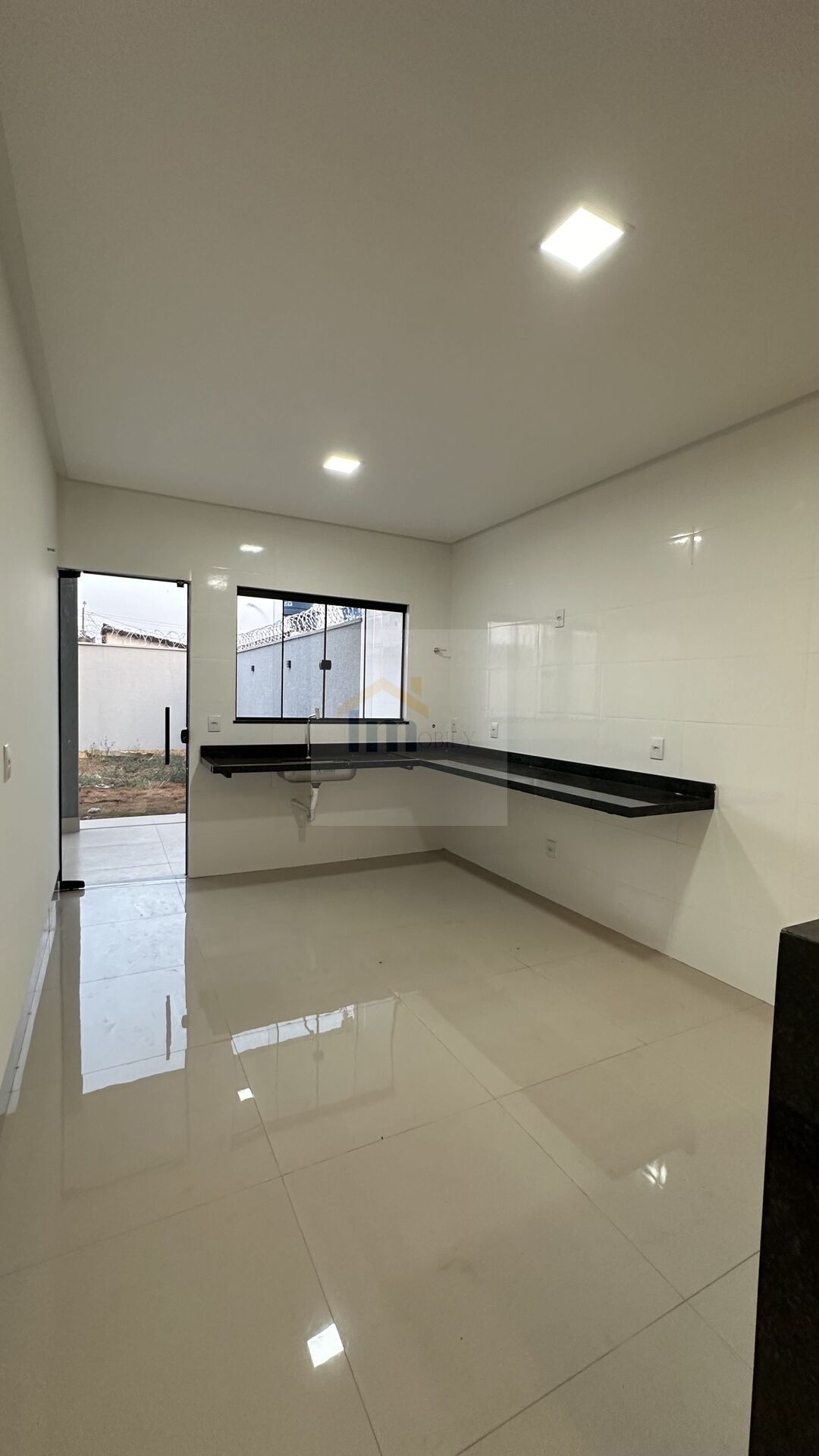 Casa à venda com 3 quartos, 117m² - Foto 13