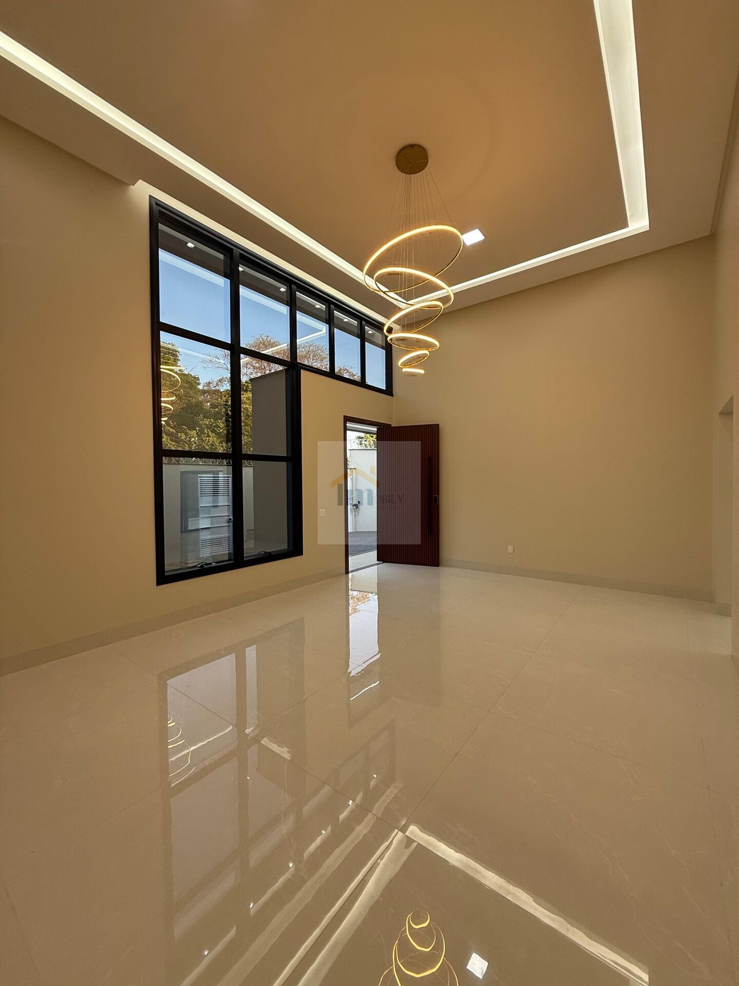 Casa à venda com 3 quartos, 218m² - Foto 4