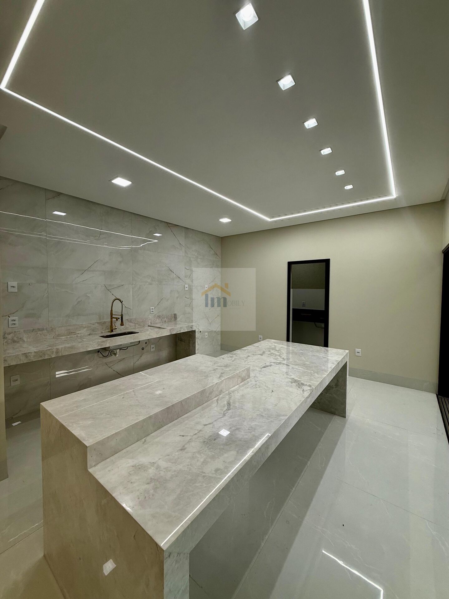 Casa à venda com 3 quartos, 218m² - Foto 16