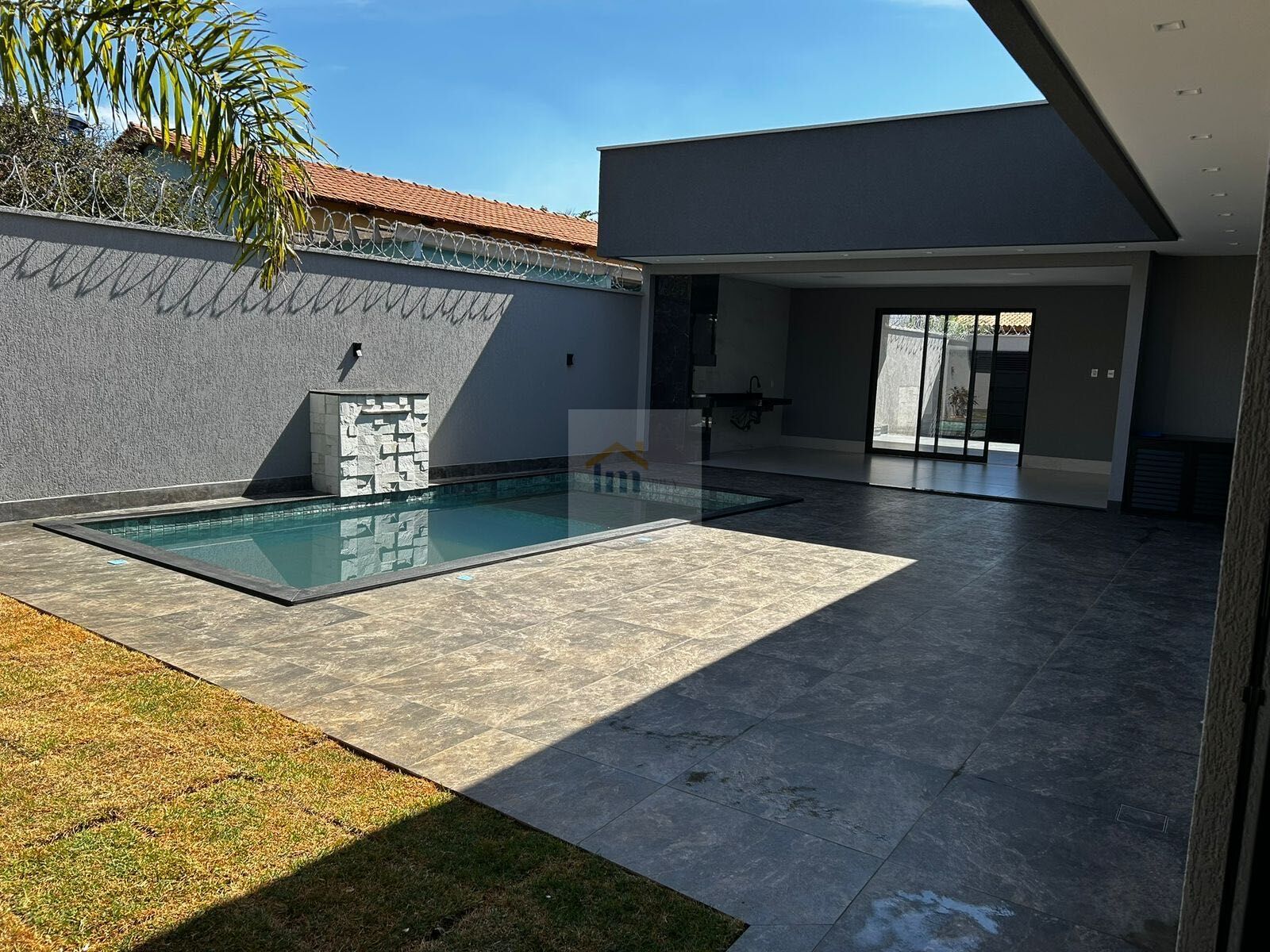 Casa, 3 quartos, 210 m² - Foto 1