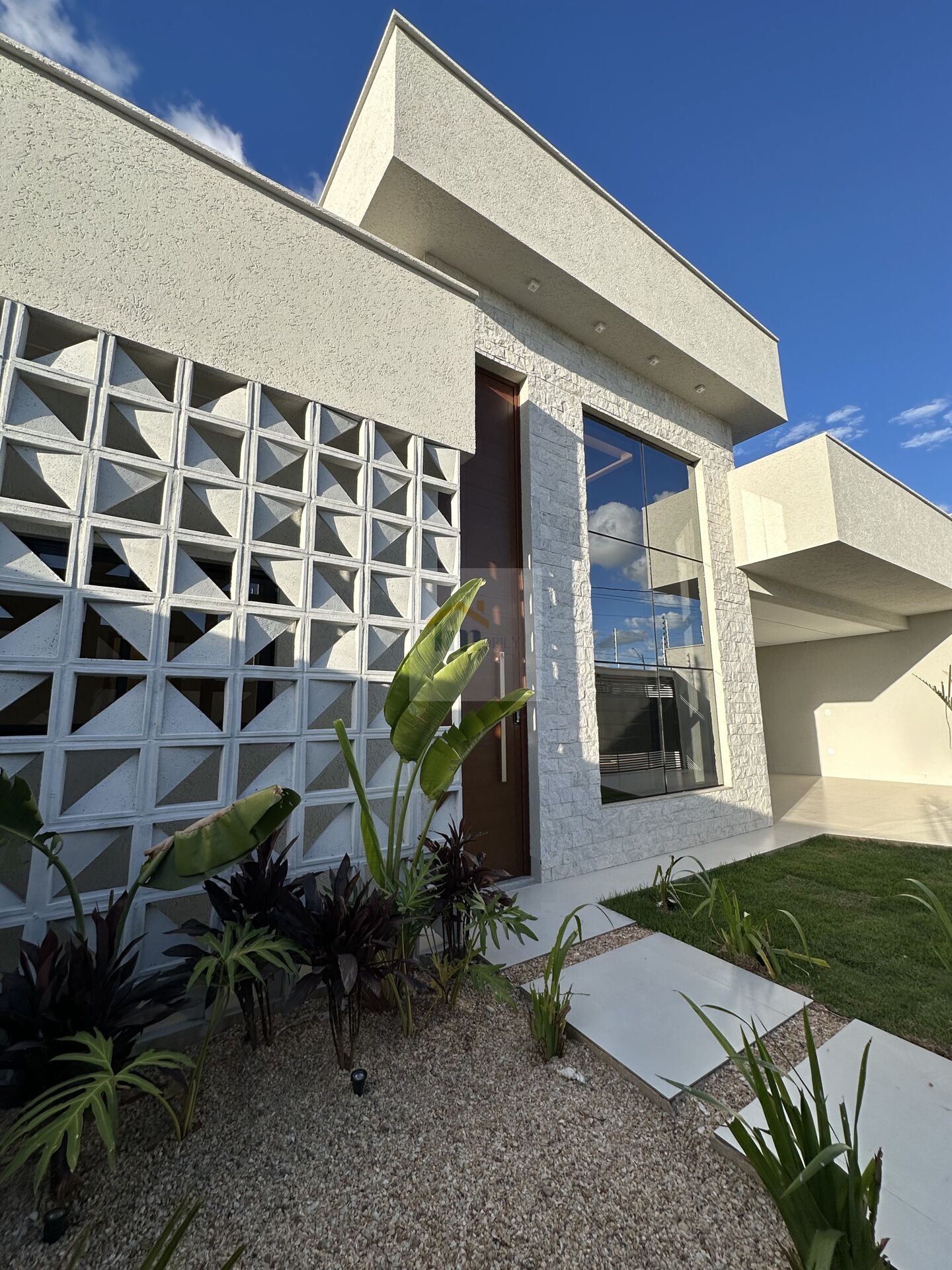 Casa à venda com 3 quartos, 160m² - Foto 3