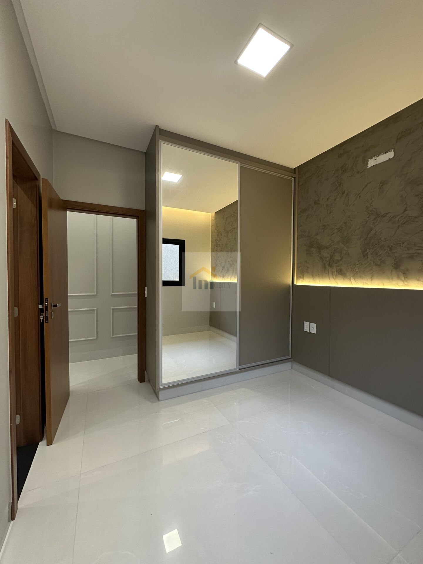 Casa, 4 quartos, 238 m² - Foto 9