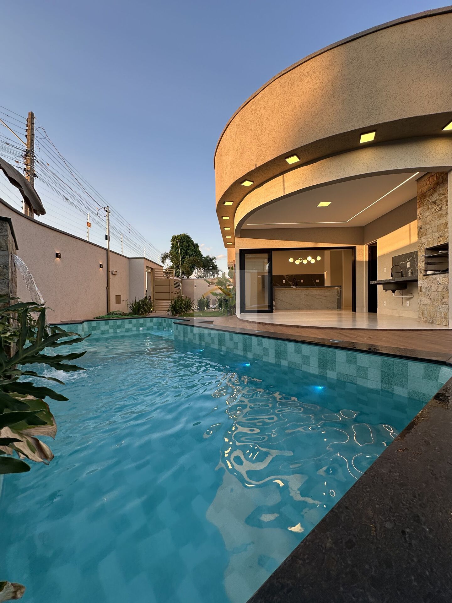 Casa, 3 quartos, 151 m² - Foto 1