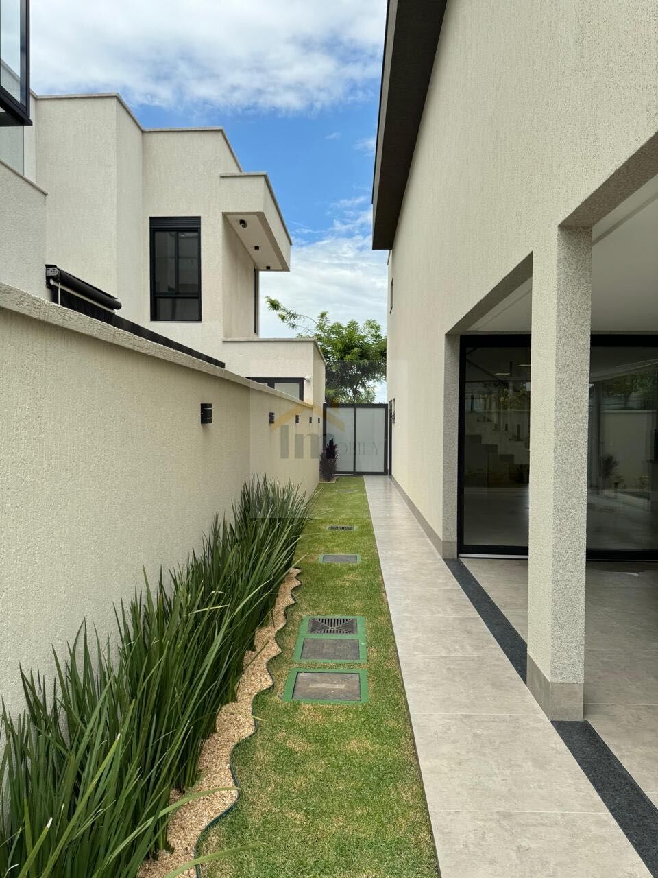 Casa à venda com 4 quartos, 286m² - Foto 7