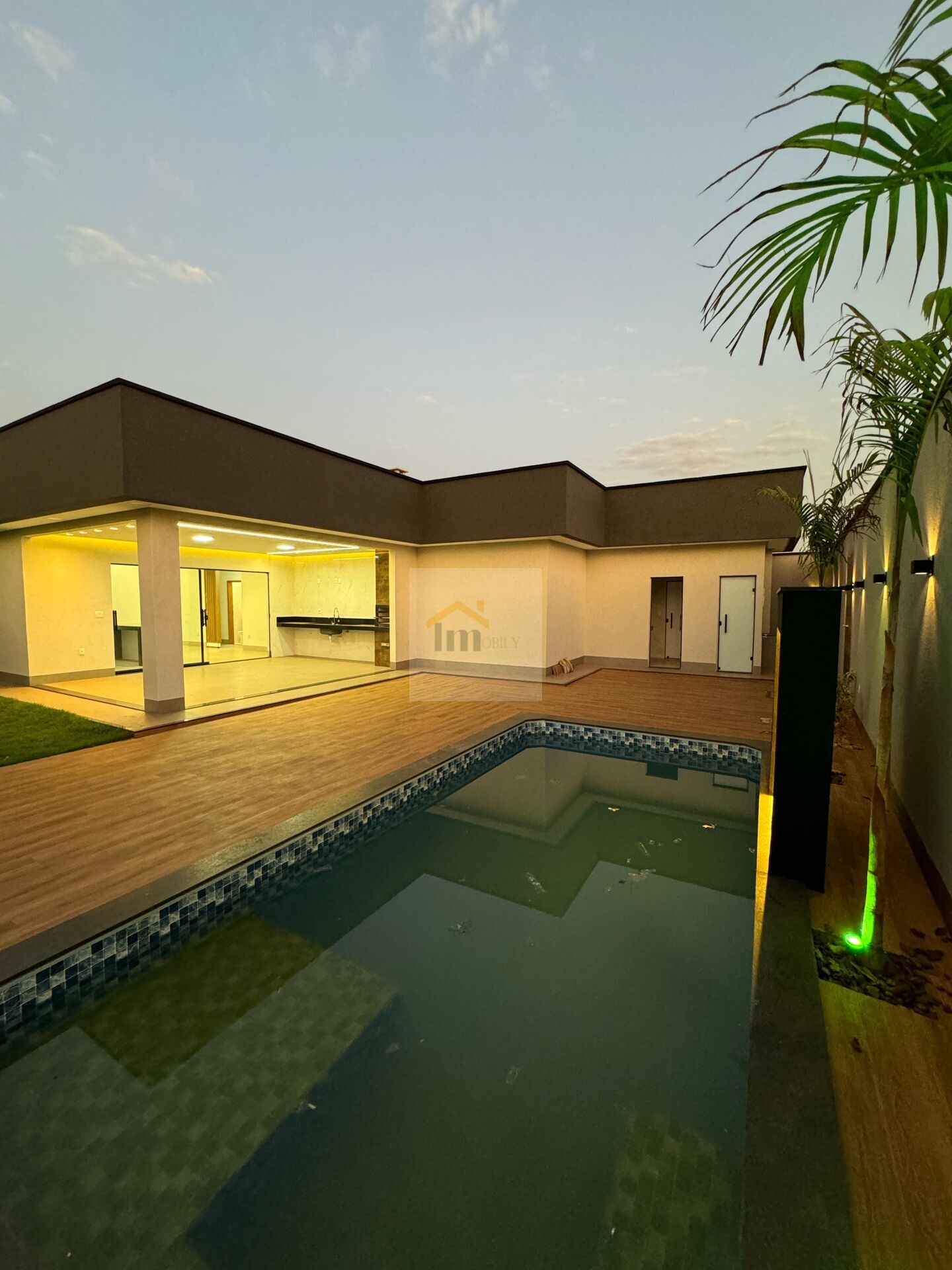Casa à venda com 3 quartos, 200m² - Foto 20