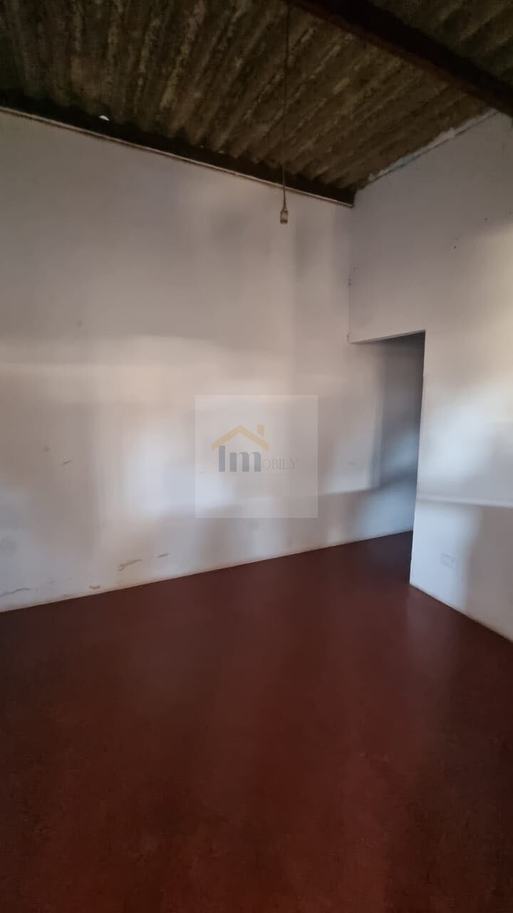 Casa à venda com 3 quartos, 180m² - Foto 4