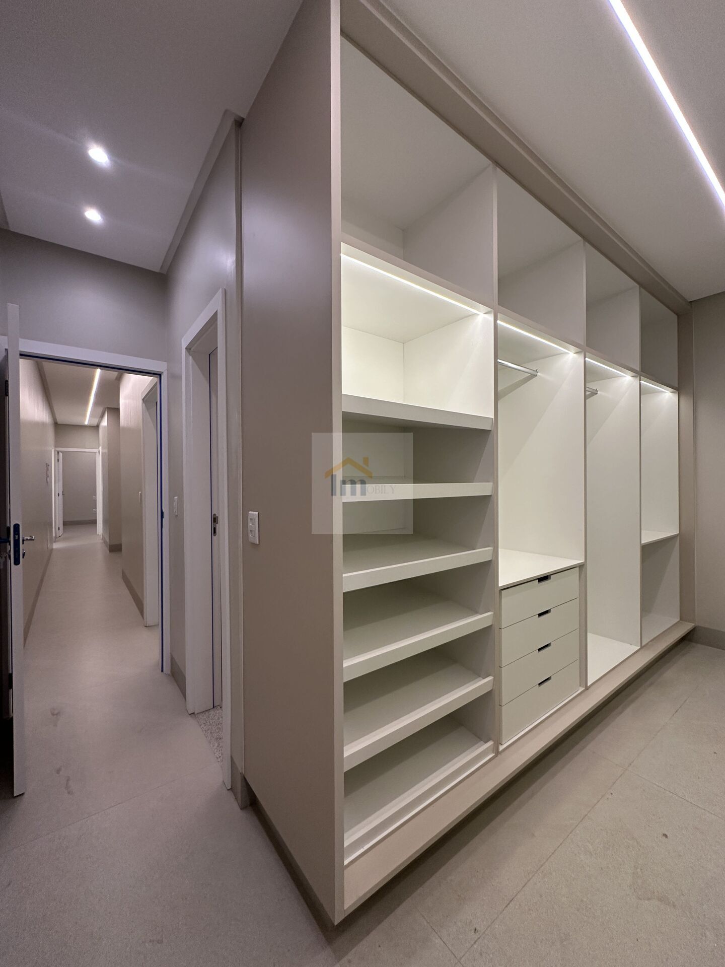 Casa, 4 quartos, 223 m² - Foto 4