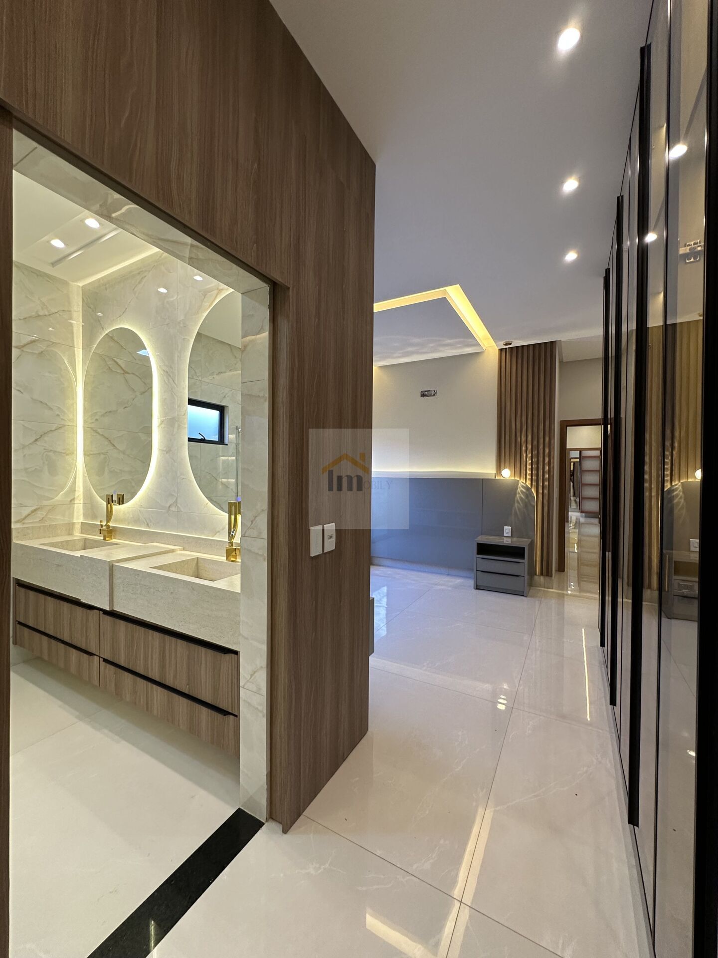 Casa, 4 quartos, 212 m² - Foto 1