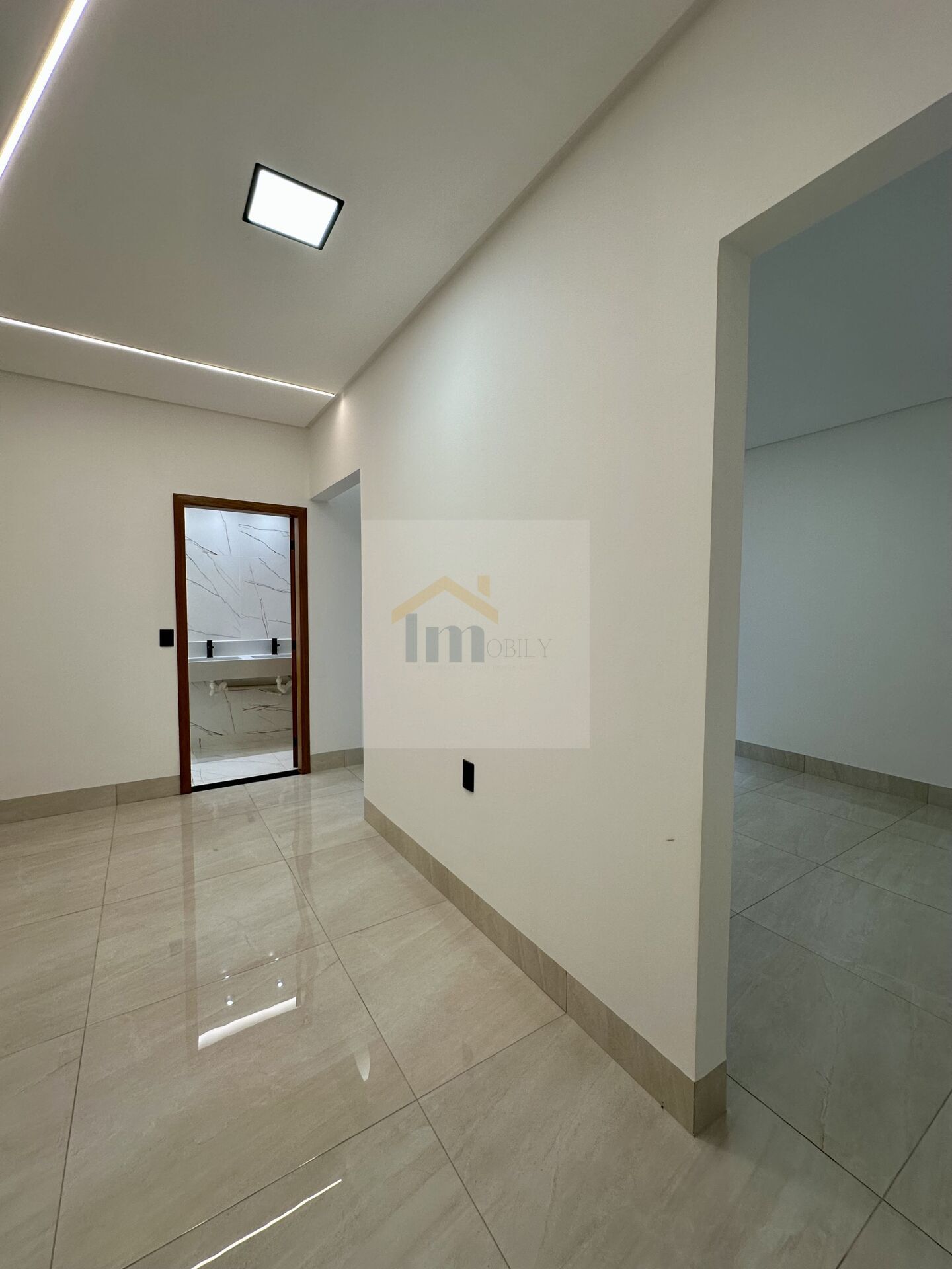 Casa à venda com 3 quartos, 199m² - Foto 11