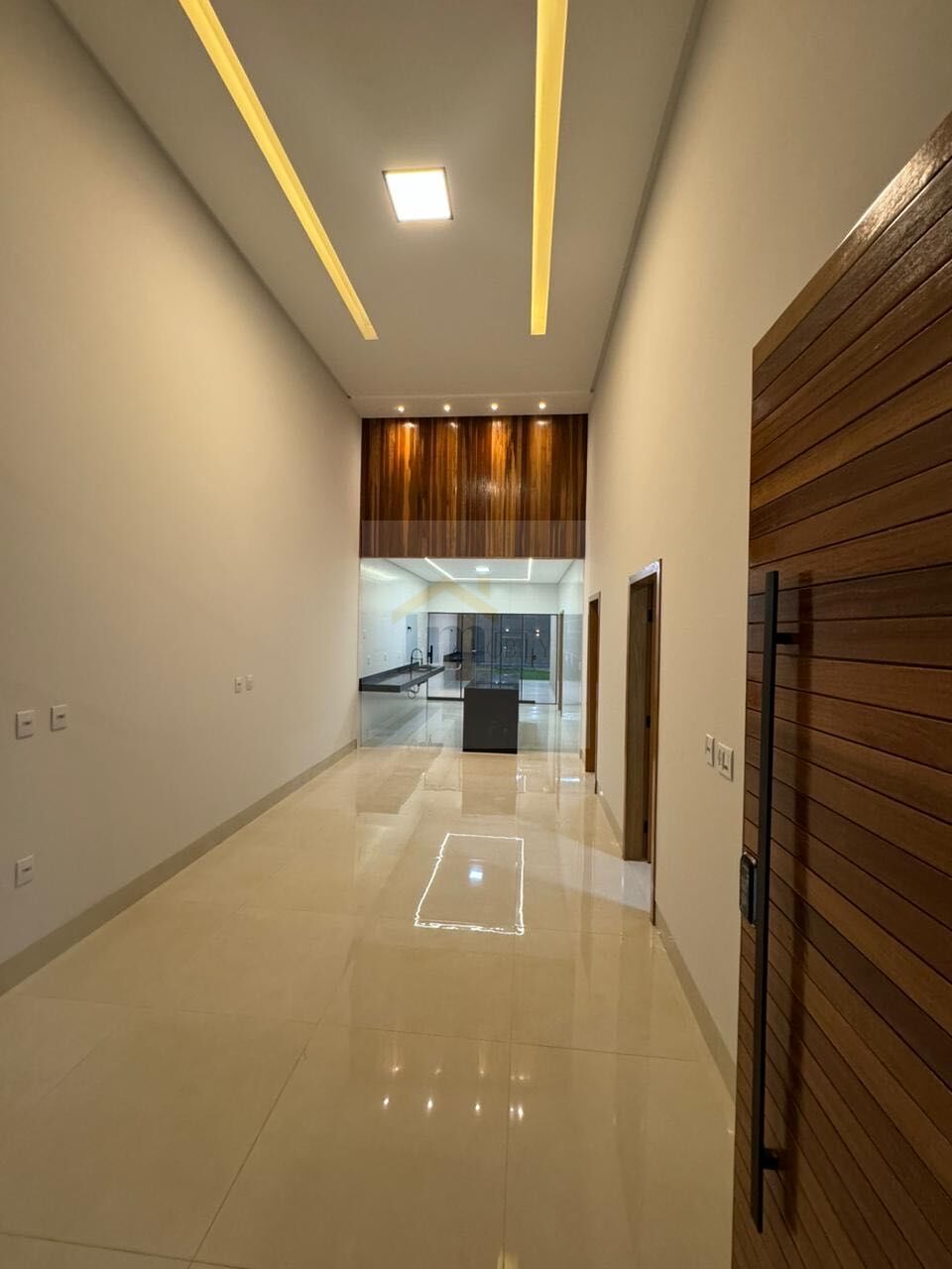 Casa à venda com 3 quartos, 163m² - Foto 4