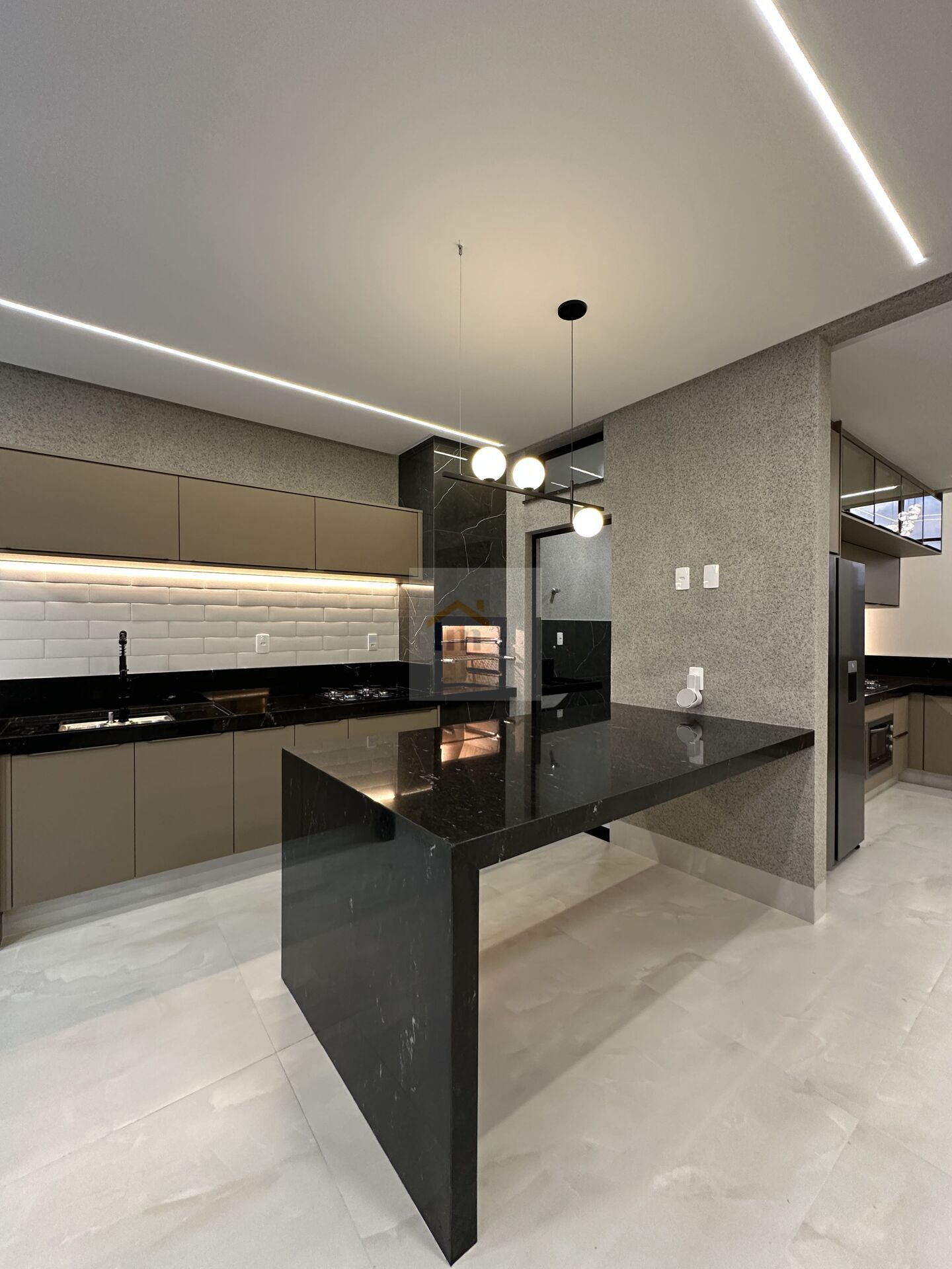 Casa, 4 quartos, 224 m² - Foto 4