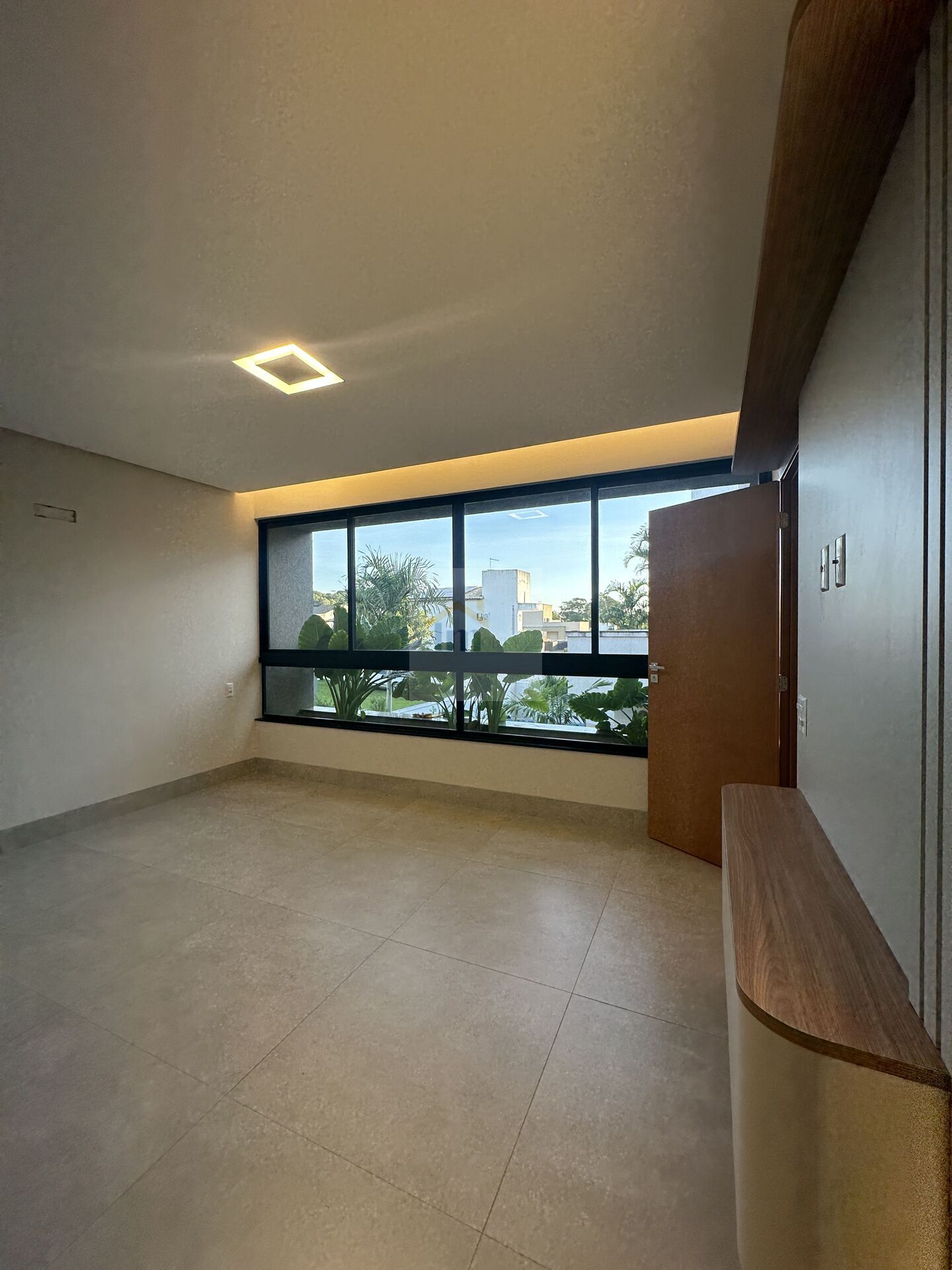 Casa, 5 quartos, 290 m² - Foto 4