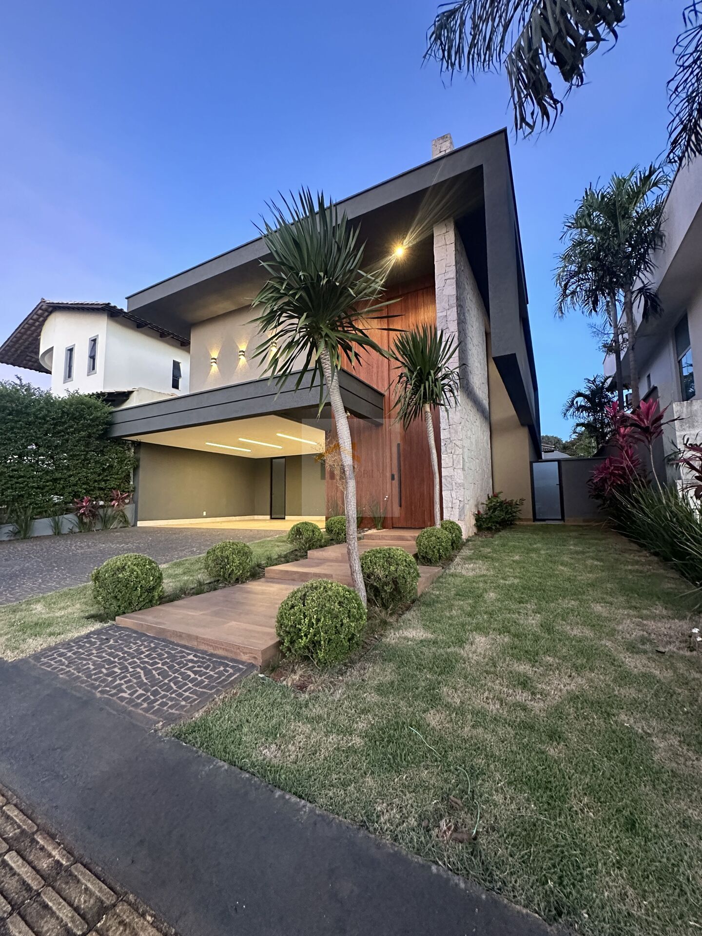 Casa, 5 quartos, 290 m² - Foto 25