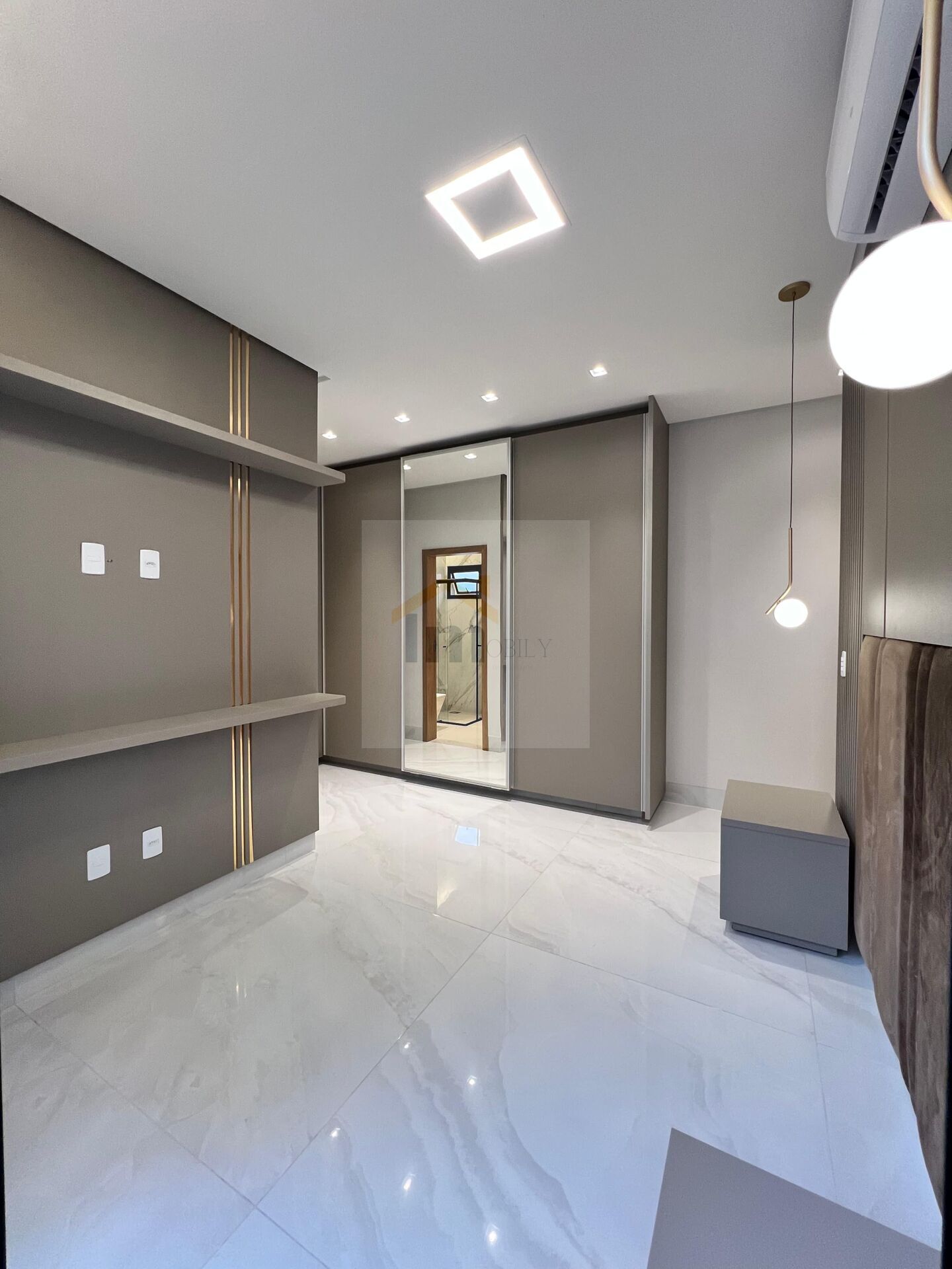 Casa à venda com 3 quartos, 149m² - Foto 4