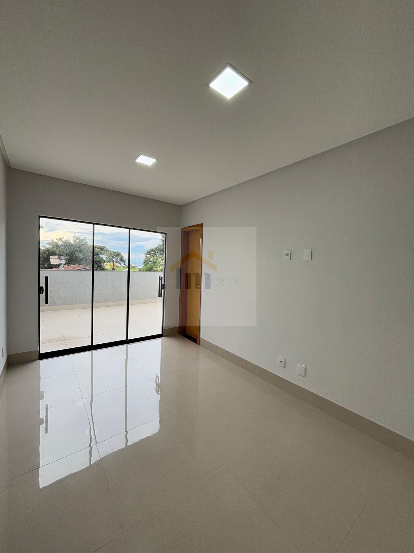 Casa à venda com 4 quartos, 215m² - Foto 13