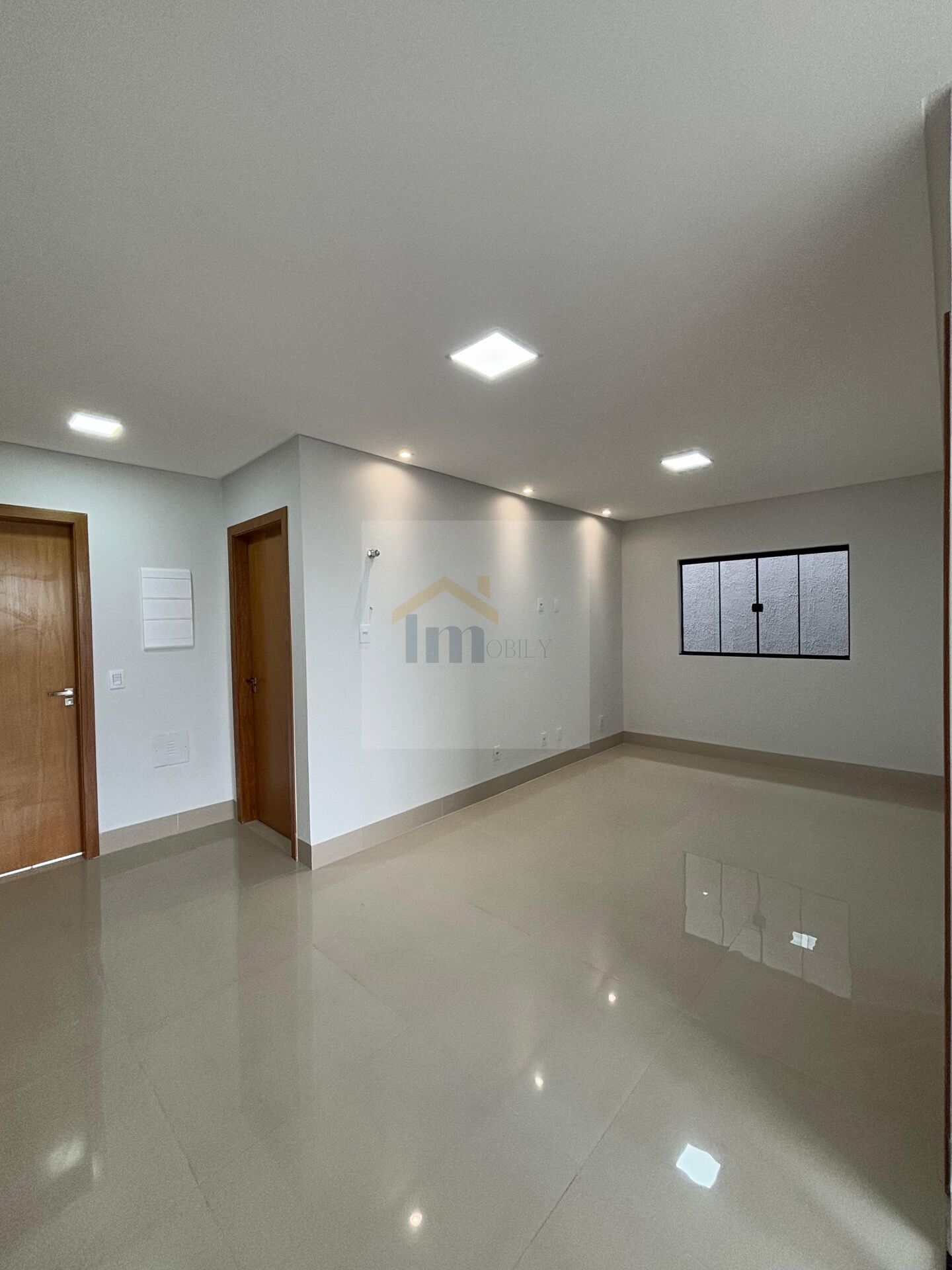 Casa à venda com 4 quartos, 215m² - Foto 9