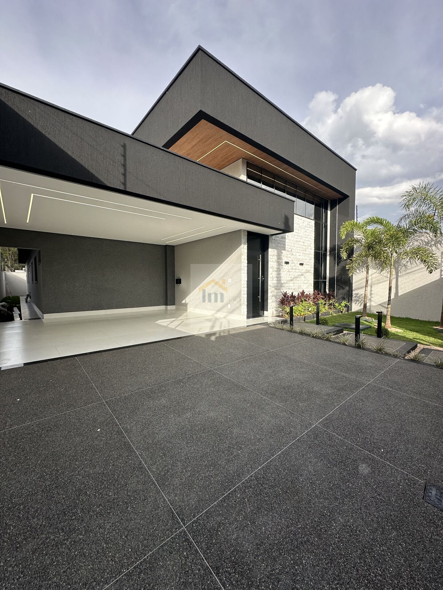 Casa, 4 quartos, 223 m² - Foto 1