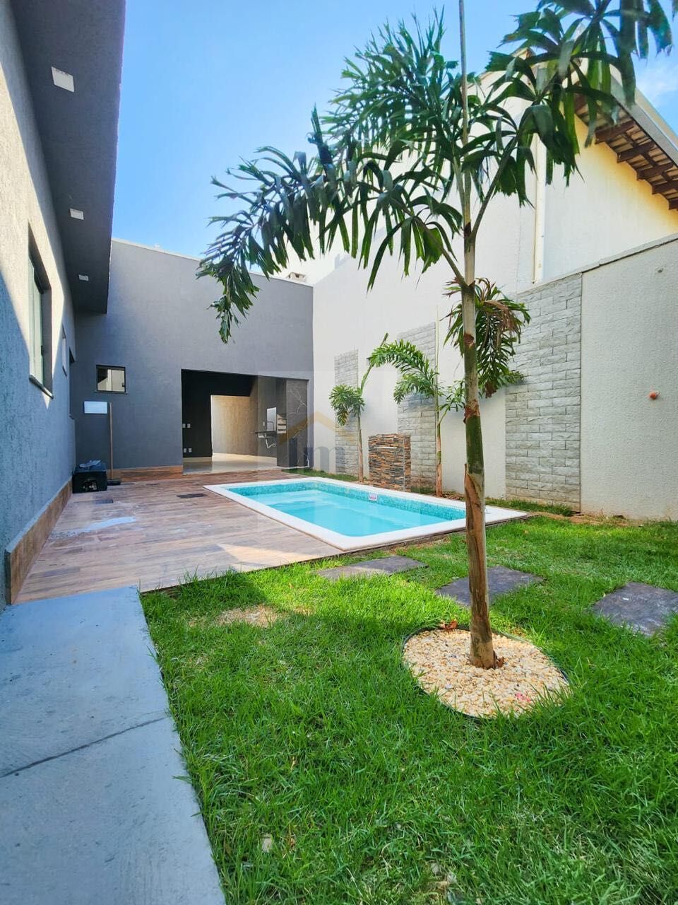 Casa à venda com 3 quartos, 145m² - Foto 3