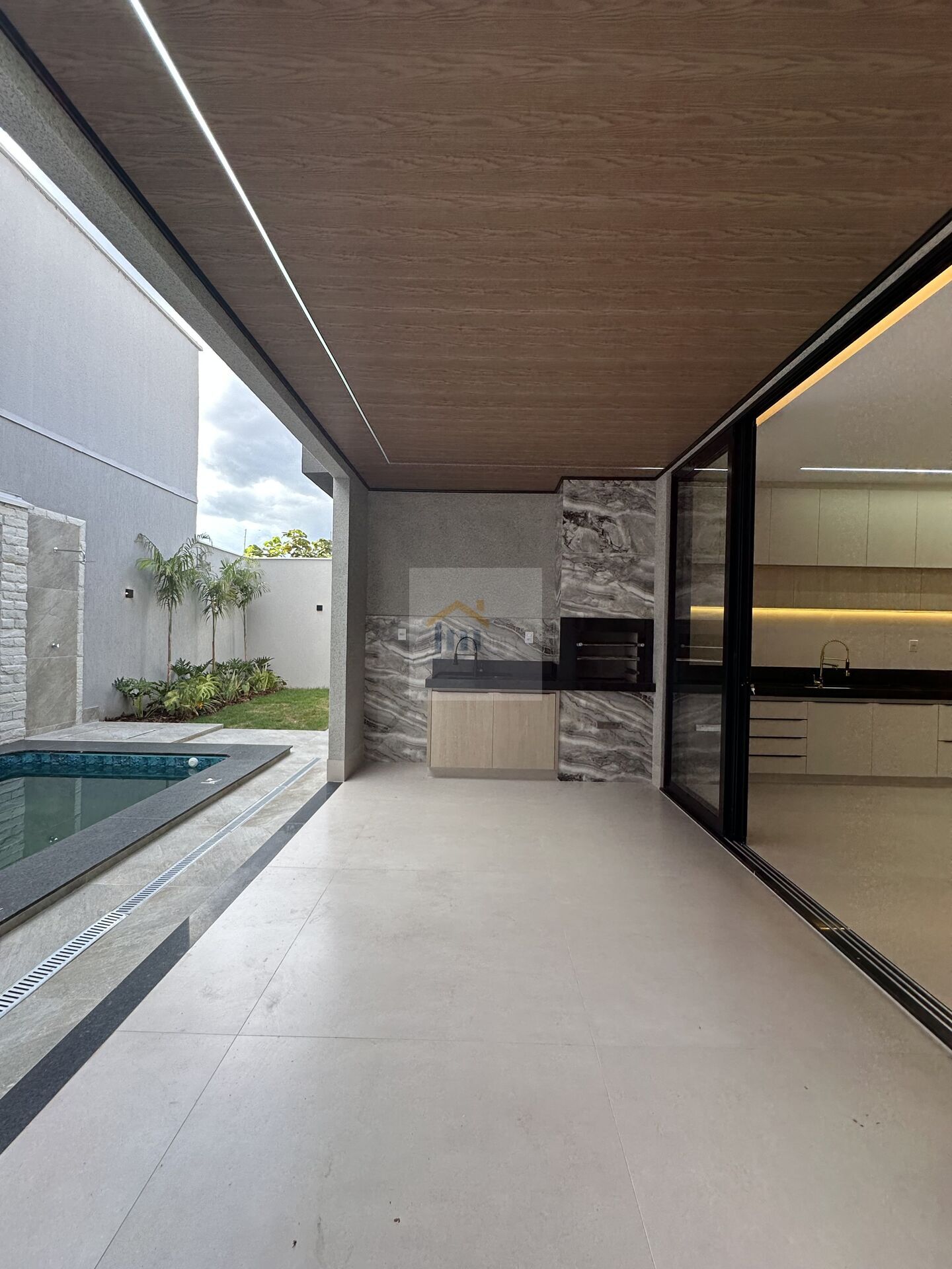 Casa, 3 quartos, 230 m² - Foto 14