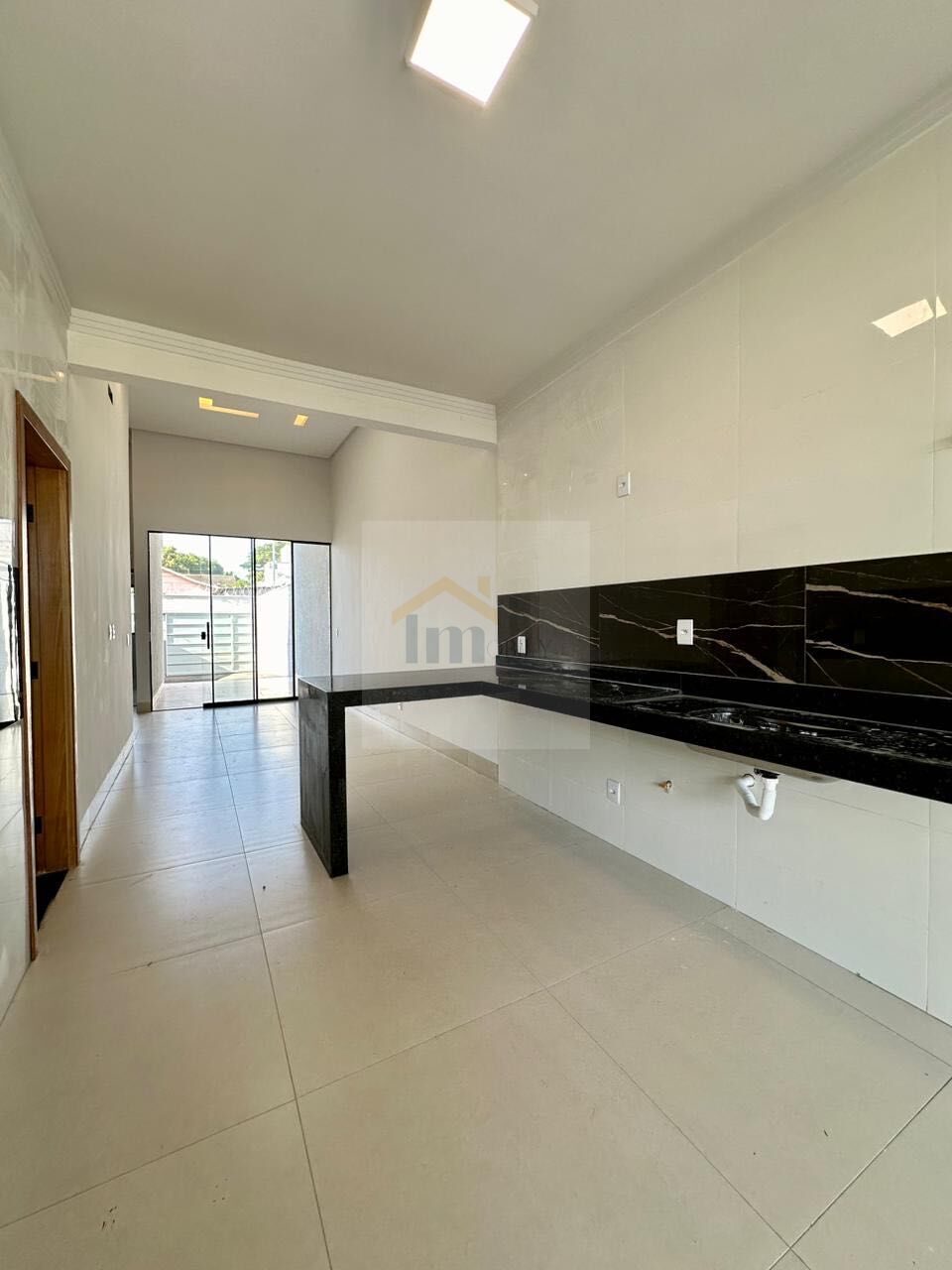 Casa à venda com 3 quartos, 188m² - Foto 8