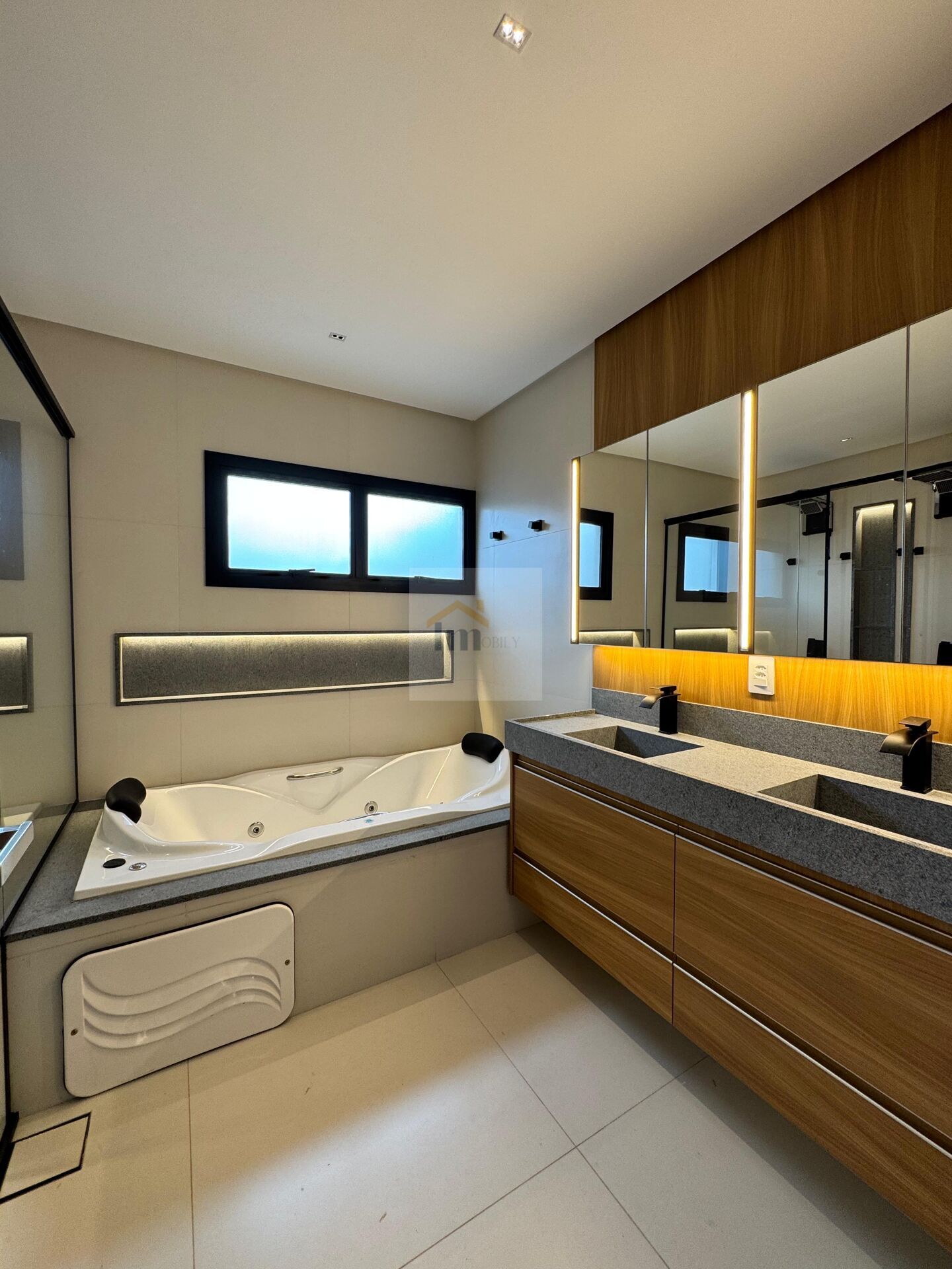 Casa, 3 quartos, 259 m² - Foto 3