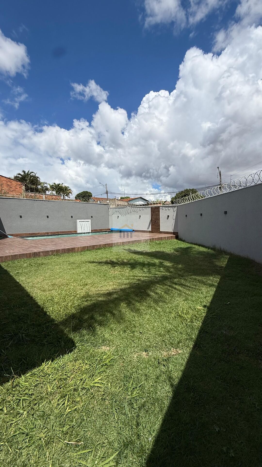 Casa, 3 quartos, 248 m² - Foto 2