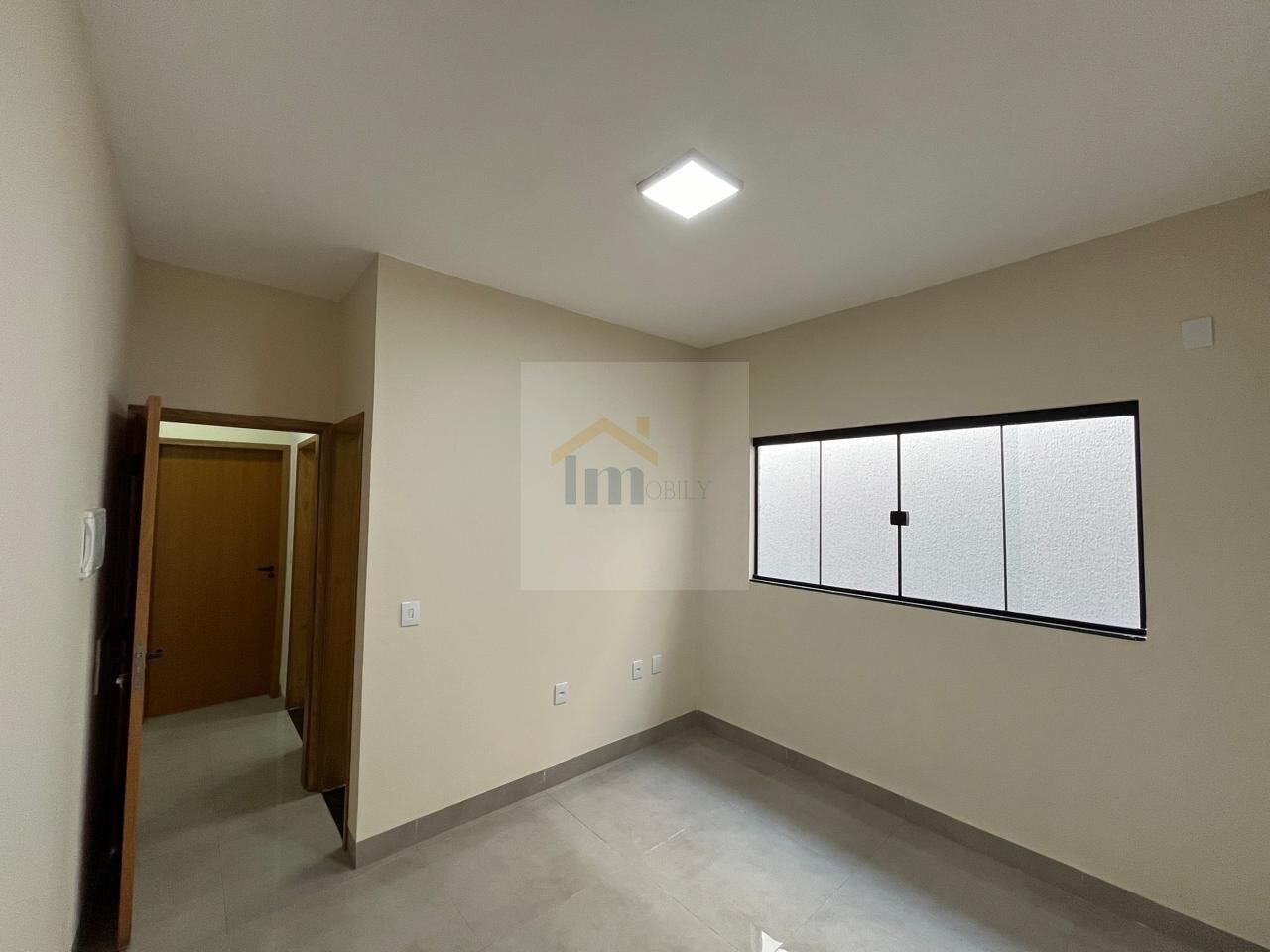 Casa à venda com 3 quartos, 111m² - Foto 3