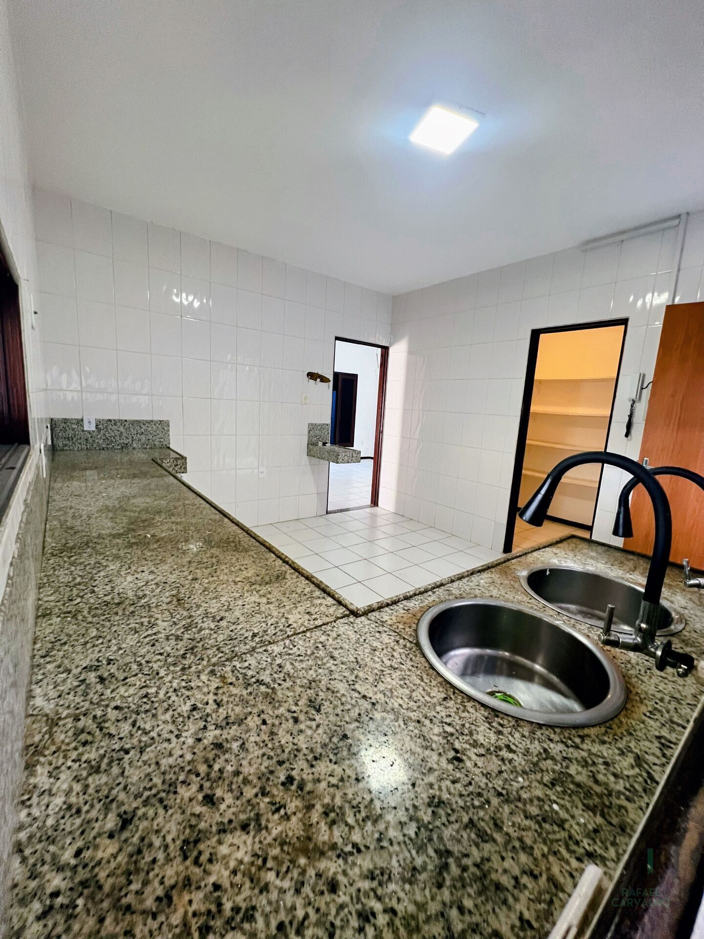 Casa de Condomínio à venda com 3 quartos, 259m² - Foto 12