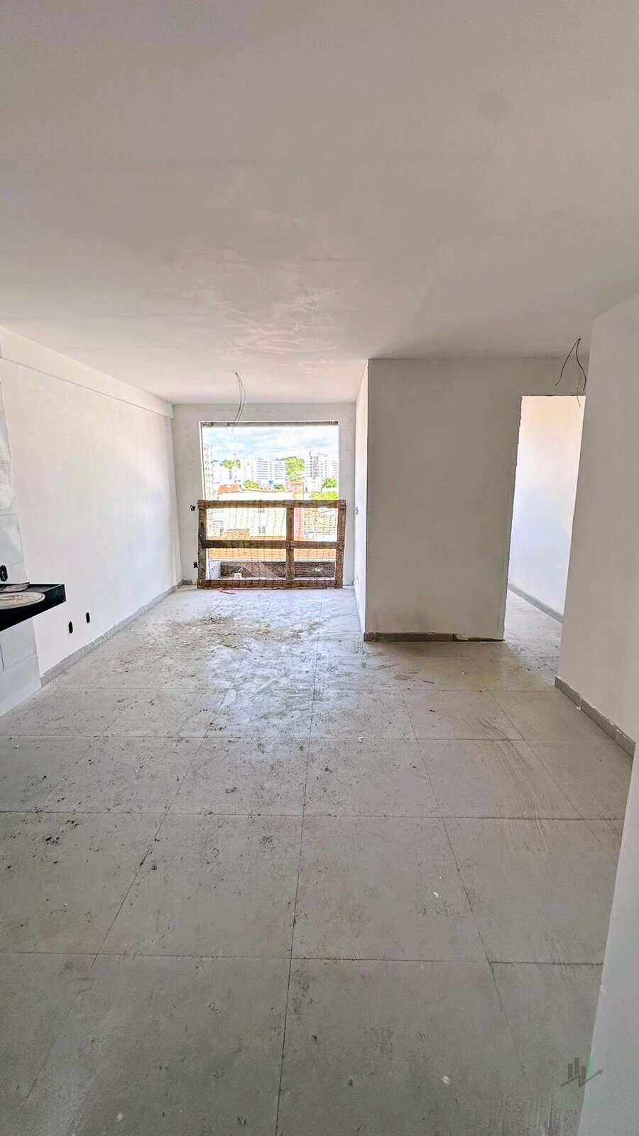 Apartamento à venda com 2 quartos, 61m² - Foto 1