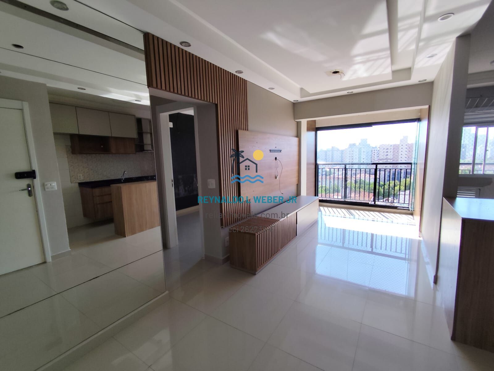 Apartamento à venda com 2 quartos, 63m² - Foto 3