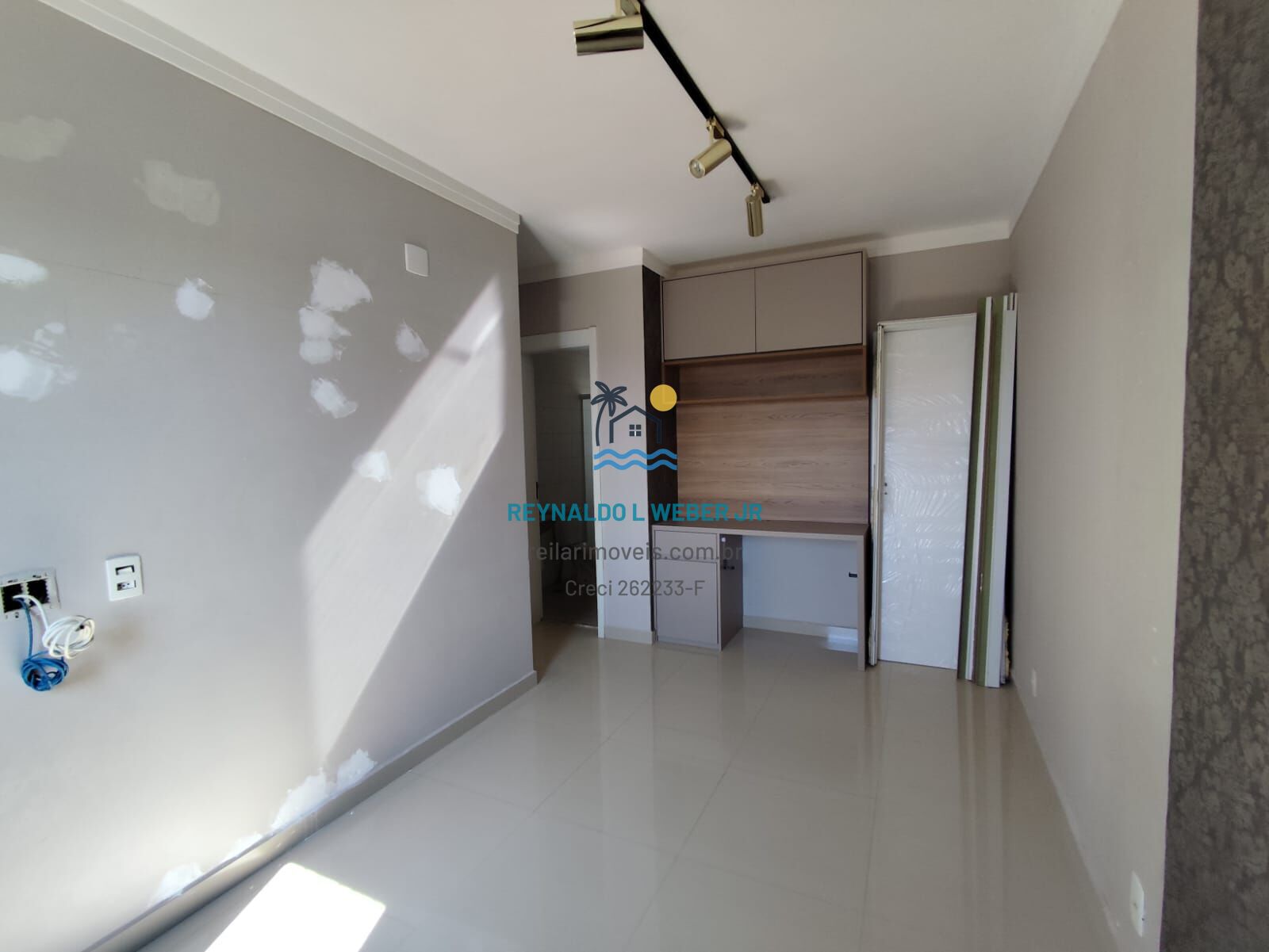 Apartamento à venda com 2 quartos, 63m² - Foto 9