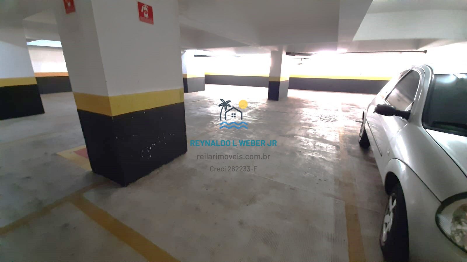 Apartamento à venda com 2 quartos, 80m² - Foto 27