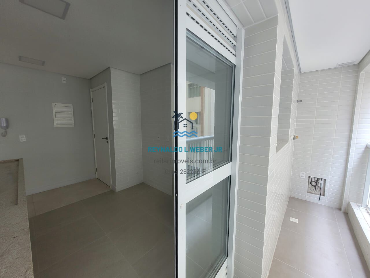 Apartamento à venda com 2 quartos, 82m² - Foto 4