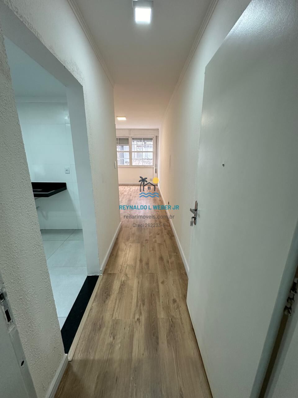 Apartamento à venda com 1 quarto, 55m² - Foto 2