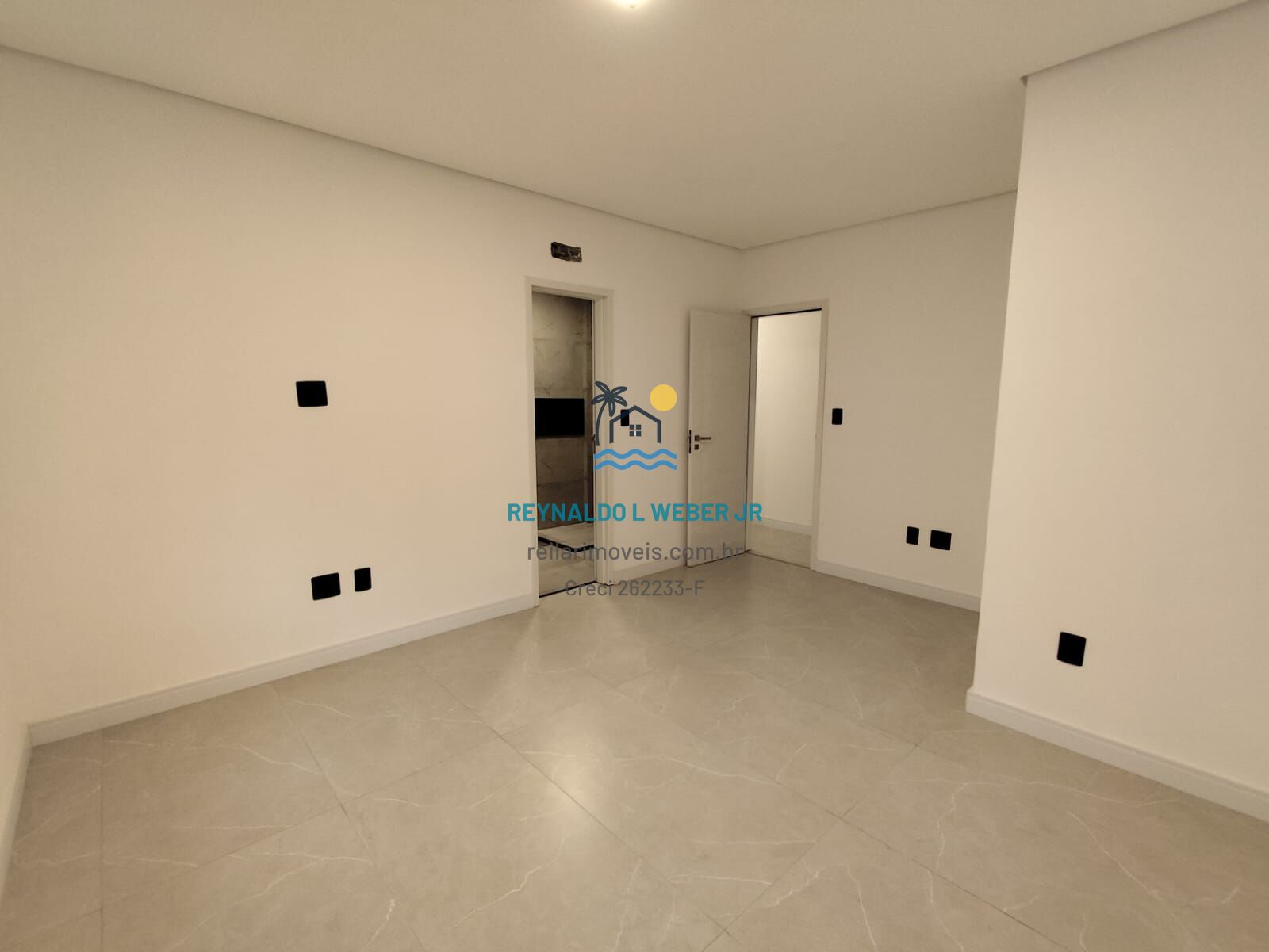 Casa à venda com 3 quartos, 280m² - Foto 5