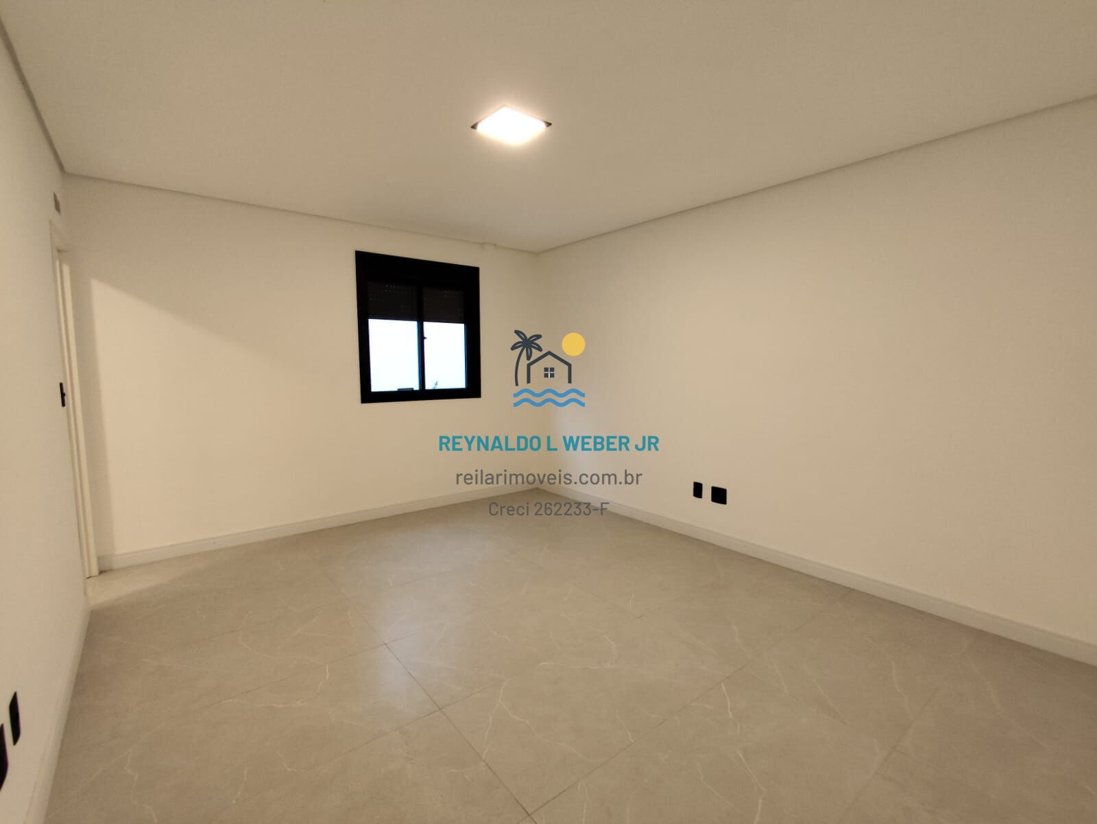 Casa à venda com 3 quartos, 280m² - Foto 9