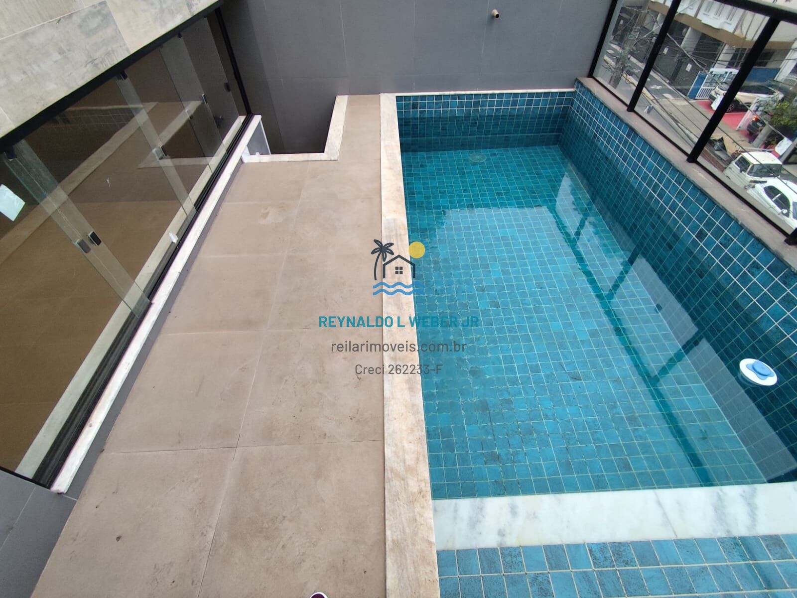 Casa à venda com 3 quartos, 280m² - Foto 2